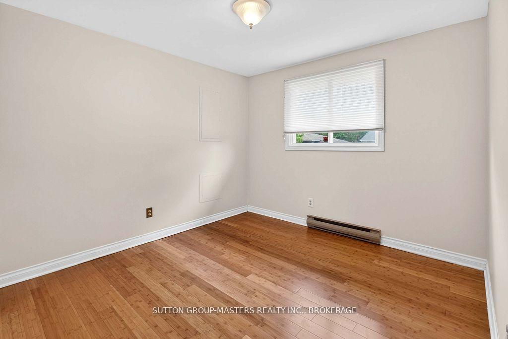 Photo 31 of 259 Inverness Crescent, Kingston, West of Sir John A. Blvd — HOMEH