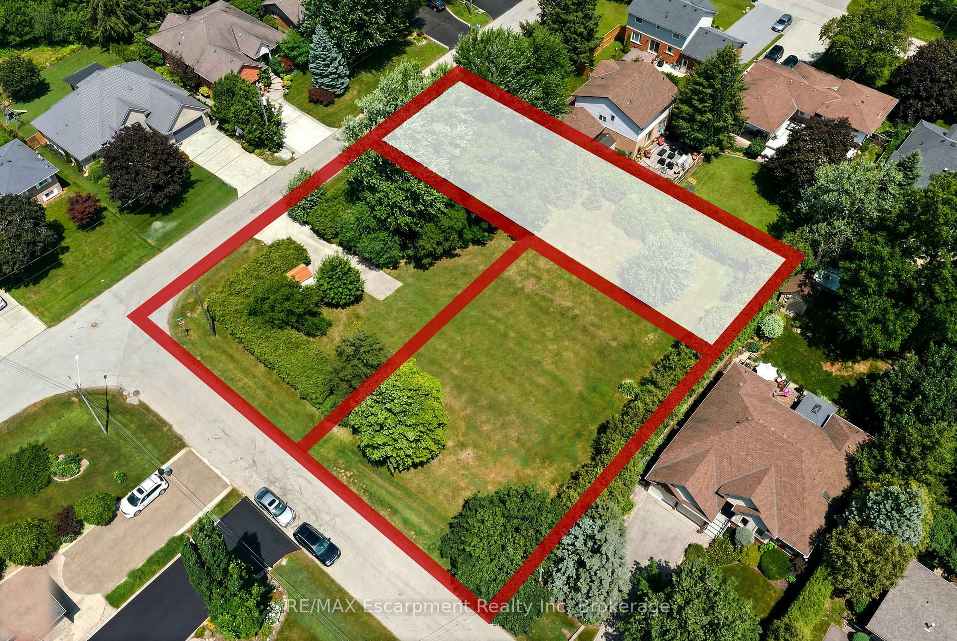 Photo 1 of 8 Northlawn Avenue, Hamilton, Waterdown — HOMEH