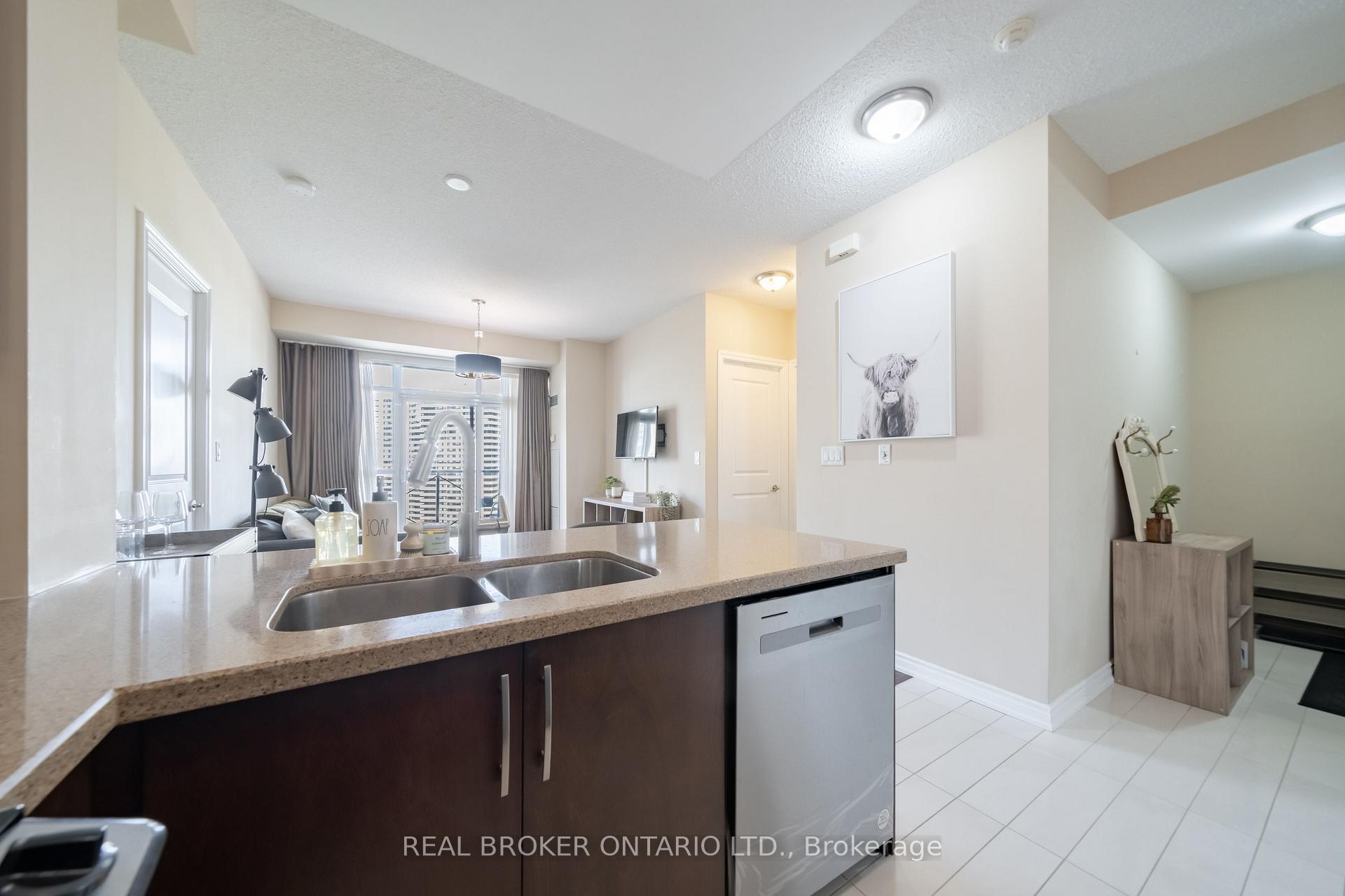 Photo 9 of Unit 1208, 133 Wynford Drive, North York, Banbury-Don Mills — HOMEH