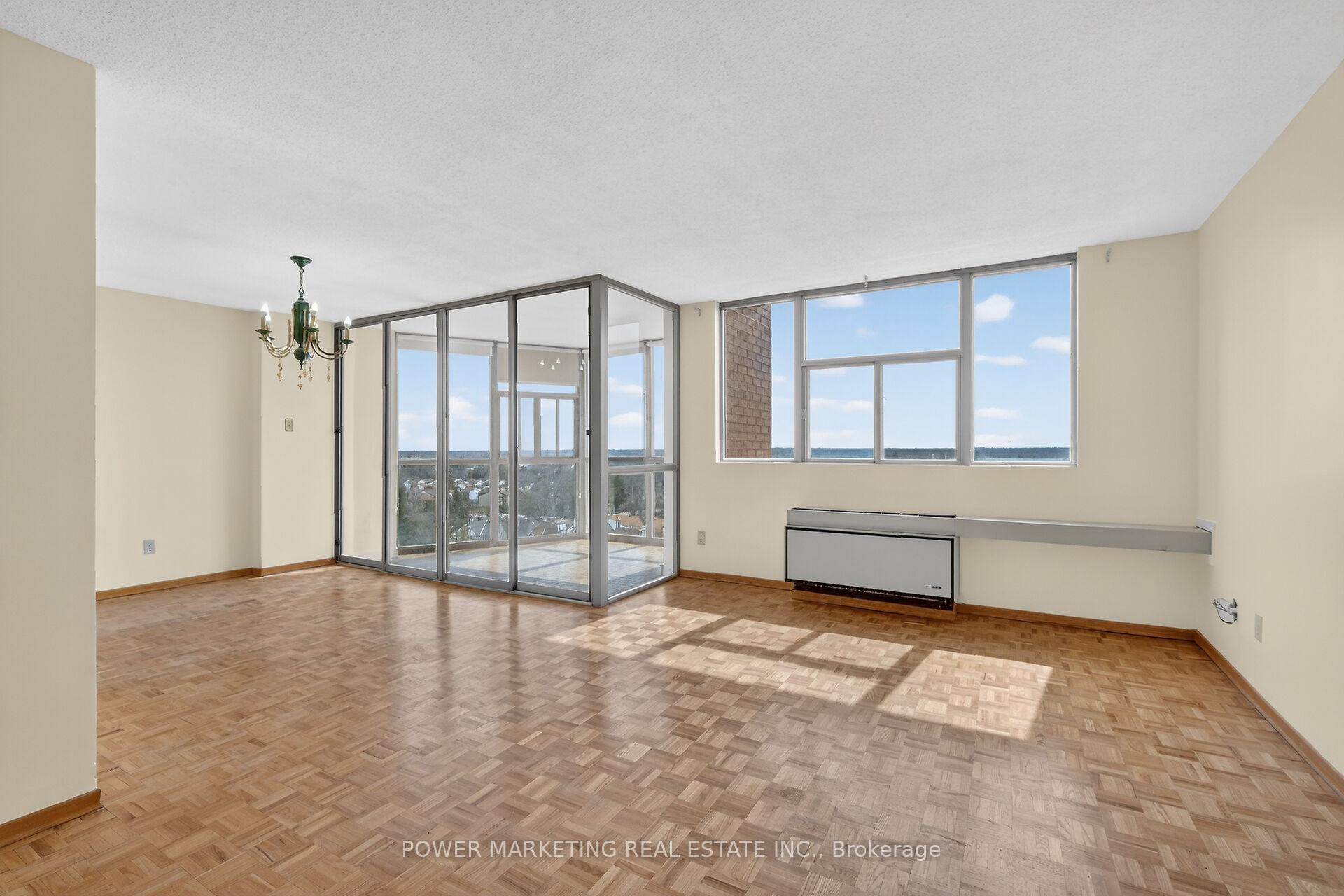 Photo 15 of Unit 1204, 2760 Carousel Crescent, Ottawa, Emerald Woods/Sawmill Creek — HOMEH
