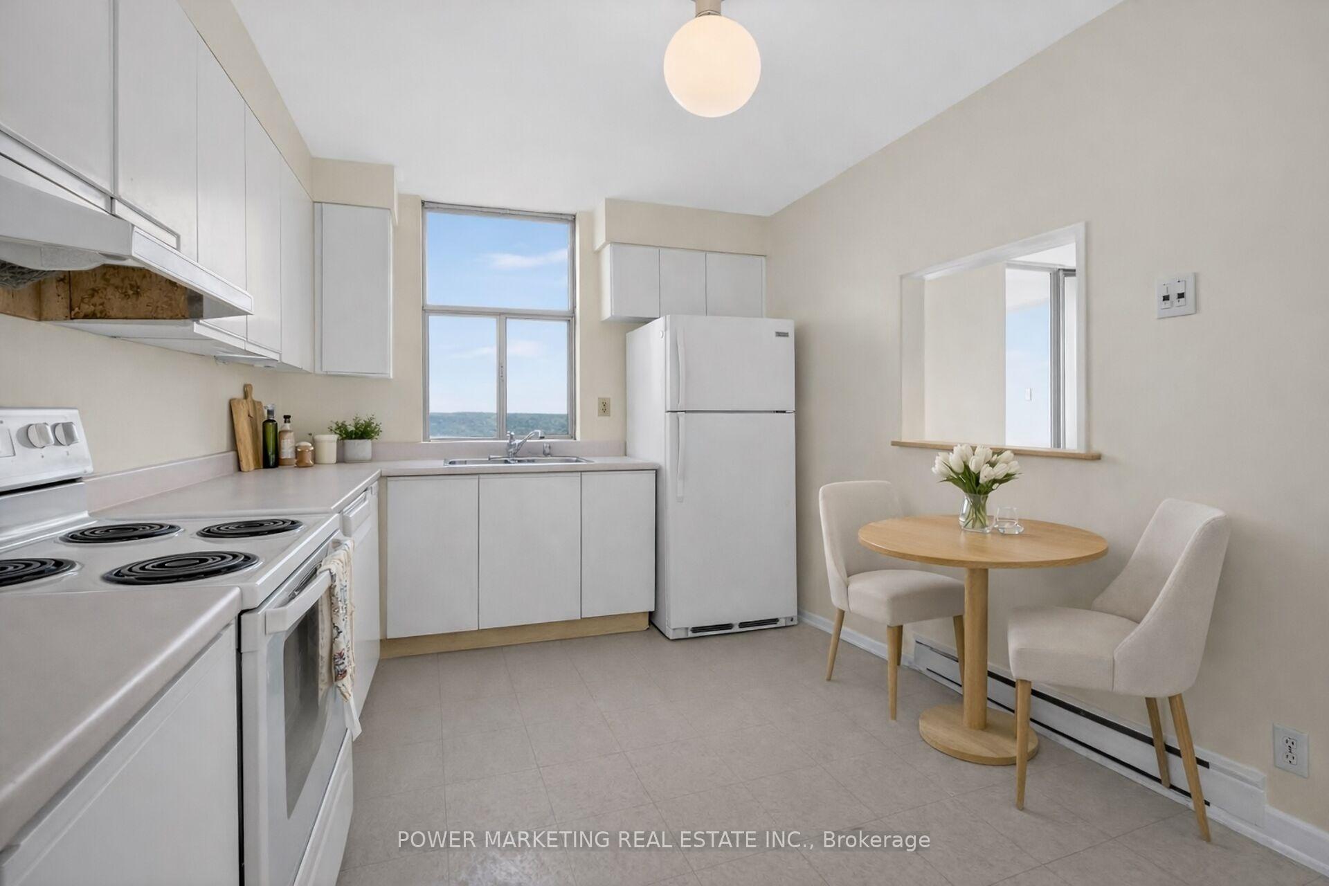 Photo 22 of Unit 1204, 2760 Carousel Crescent, Ottawa, Emerald Woods/Sawmill Creek — HOMEH