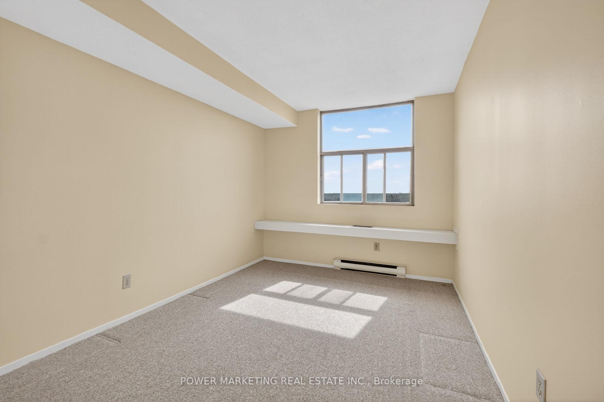 Photo 24 of Unit 1204, 2760 Carousel Crescent, Ottawa, Emerald Woods/Sawmill Creek — HOMEH