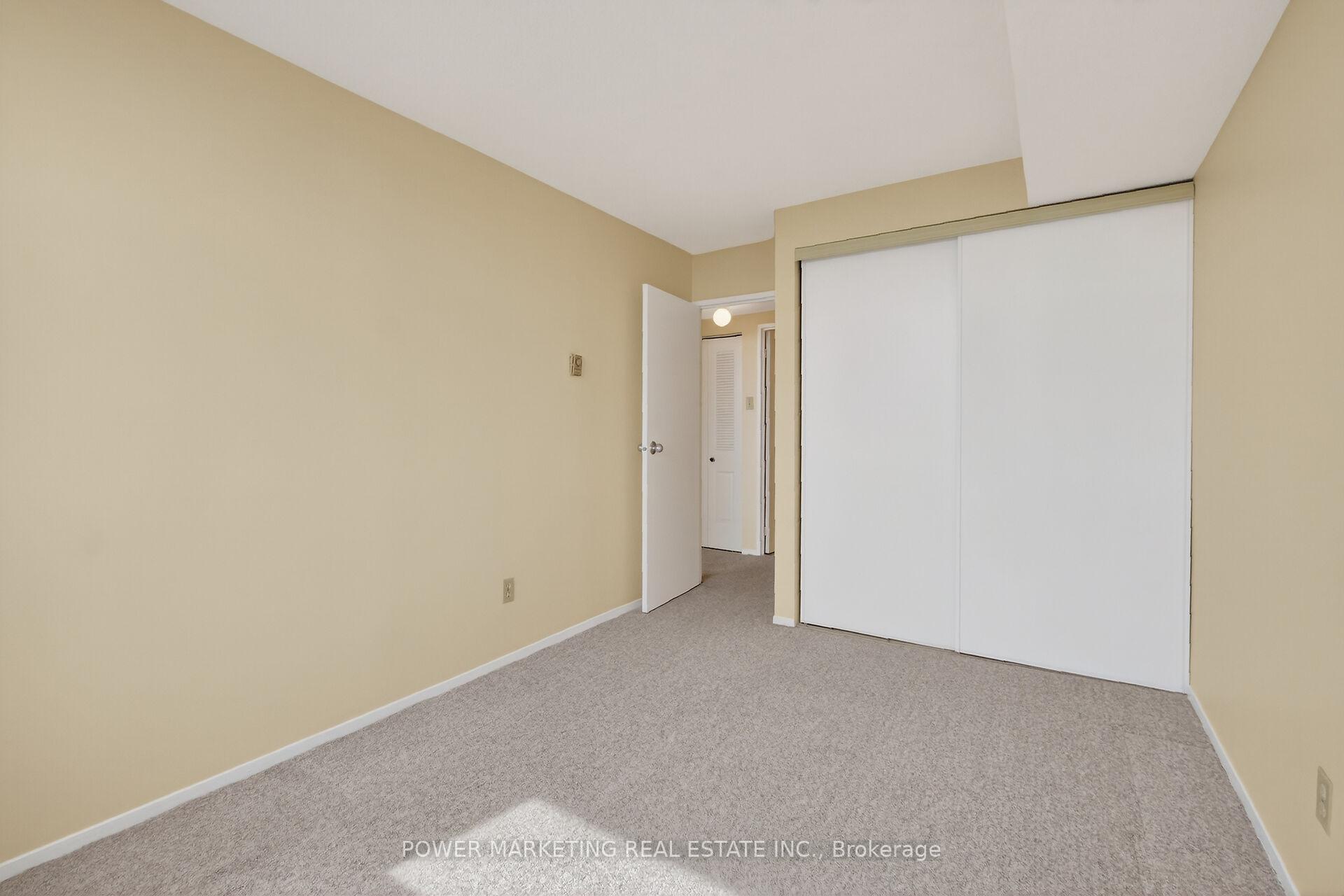 Photo 25 of Unit 1204, 2760 Carousel Crescent, Ottawa, Emerald Woods/Sawmill Creek — HOMEH