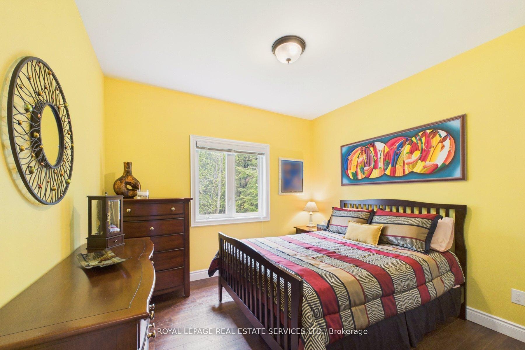 Photo 32 of 1045 Tower Crescent, Gravenhurst, Morrison — HOMEH