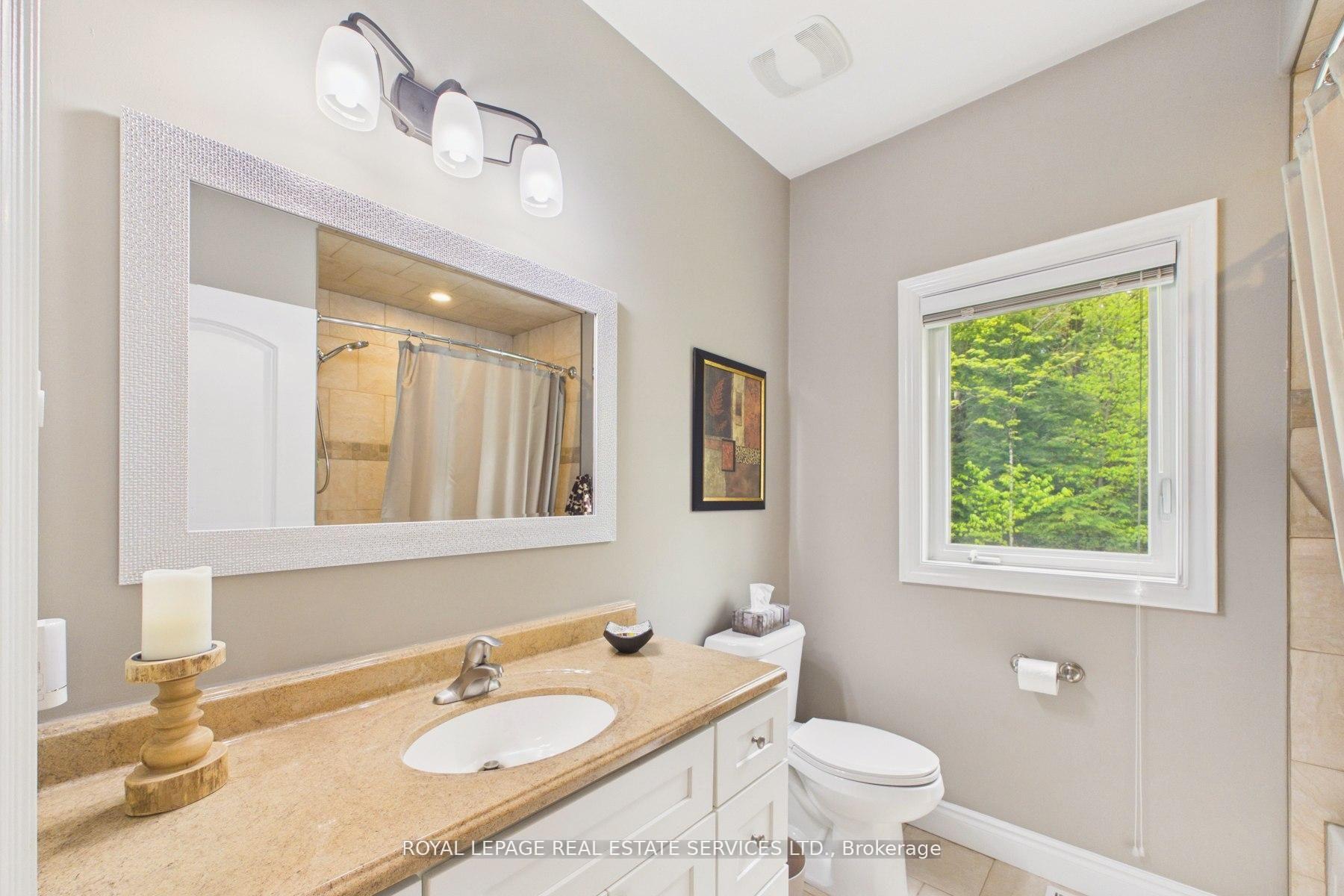 Photo 42 of 1045 Tower Crescent, Gravenhurst, Morrison — HOMEH