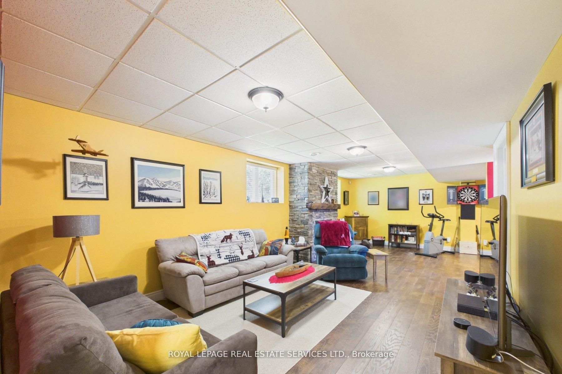 Photo 39 of 1045 Tower Crescent, Gravenhurst, Morrison — HOMEH