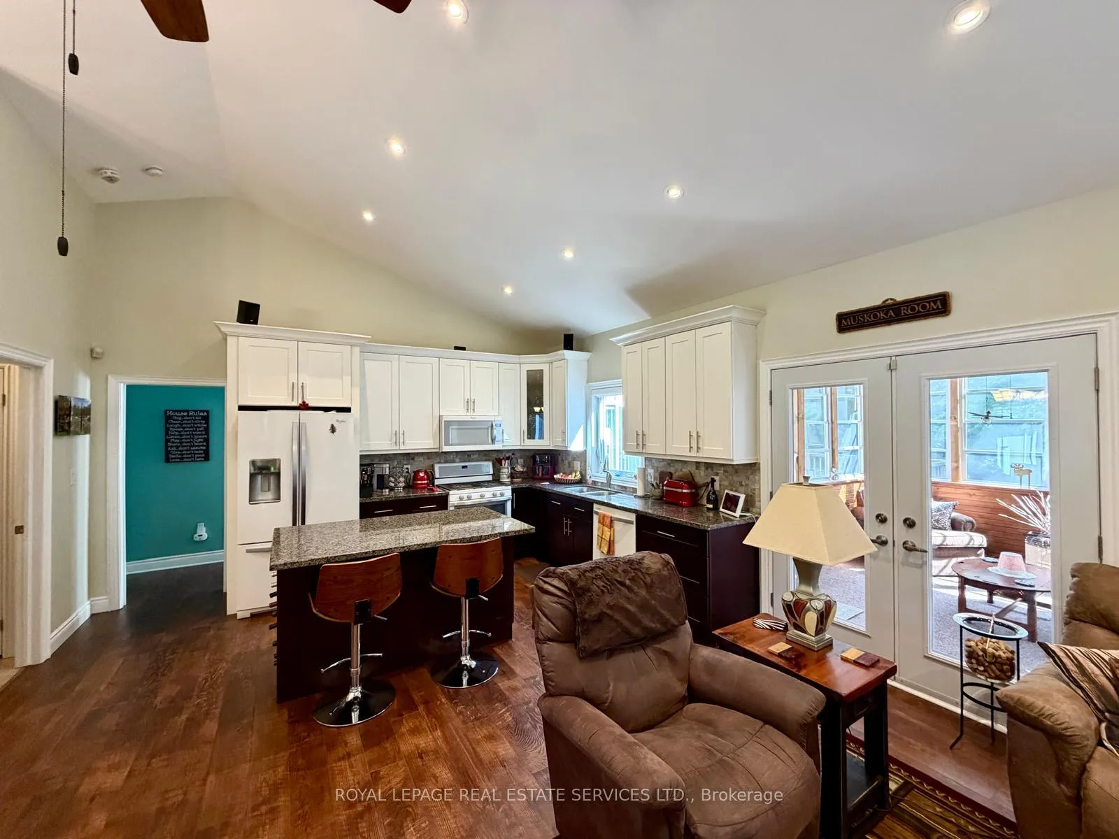 Photo 16 of 1045 Tower Crescent, Gravenhurst, Morrison — HOMEH