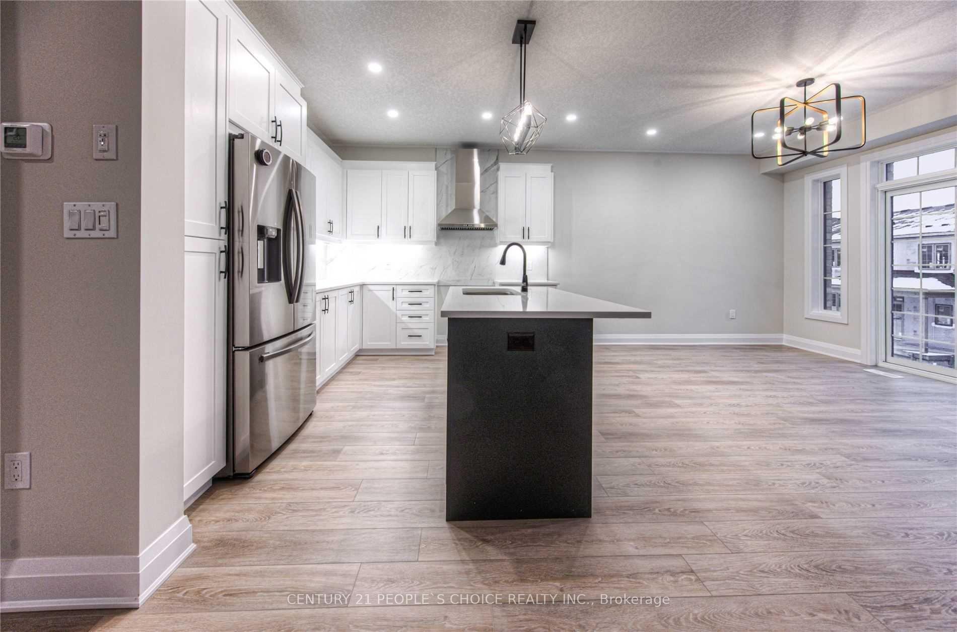 Photo 9 of 285 Raspberry Place, Waterloo, Clair Hills — HOMEH