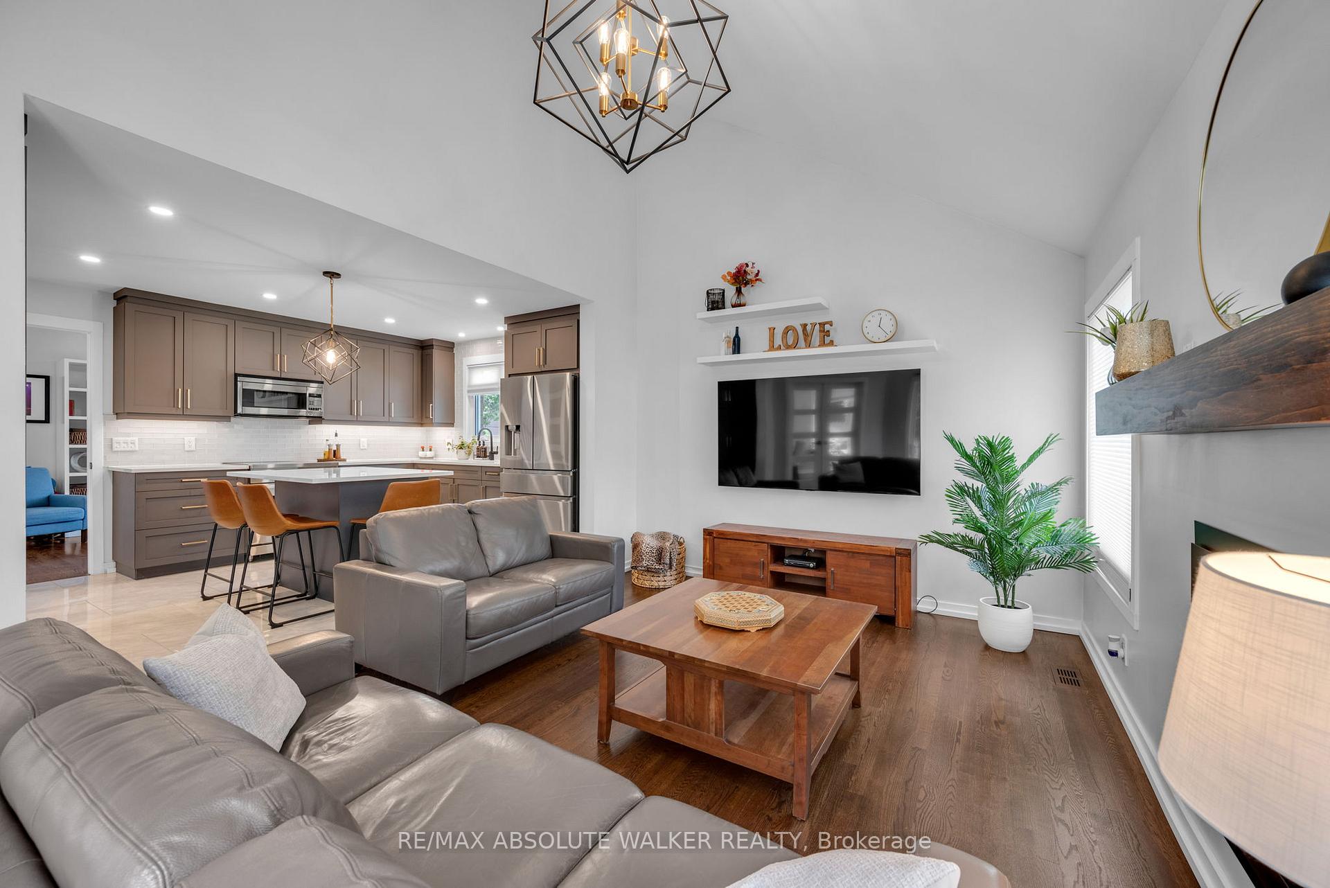 Photo 17 of 1368 Norview Crescent, Ottawa, Fallingbrook/Ridgemount — HOMEH