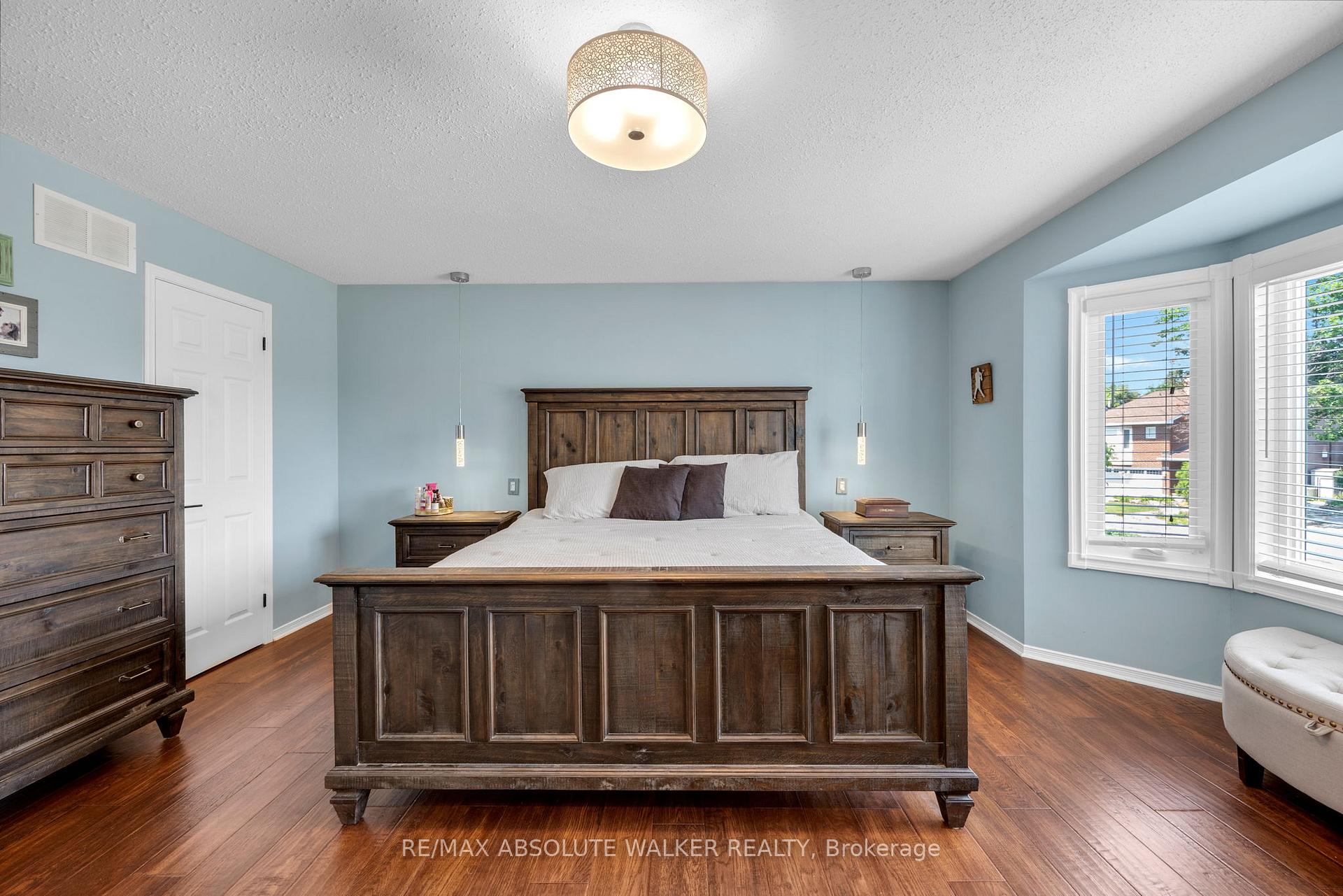 Photo 25 of 1368 Norview Crescent, Ottawa, Fallingbrook/Ridgemount — HOMEH