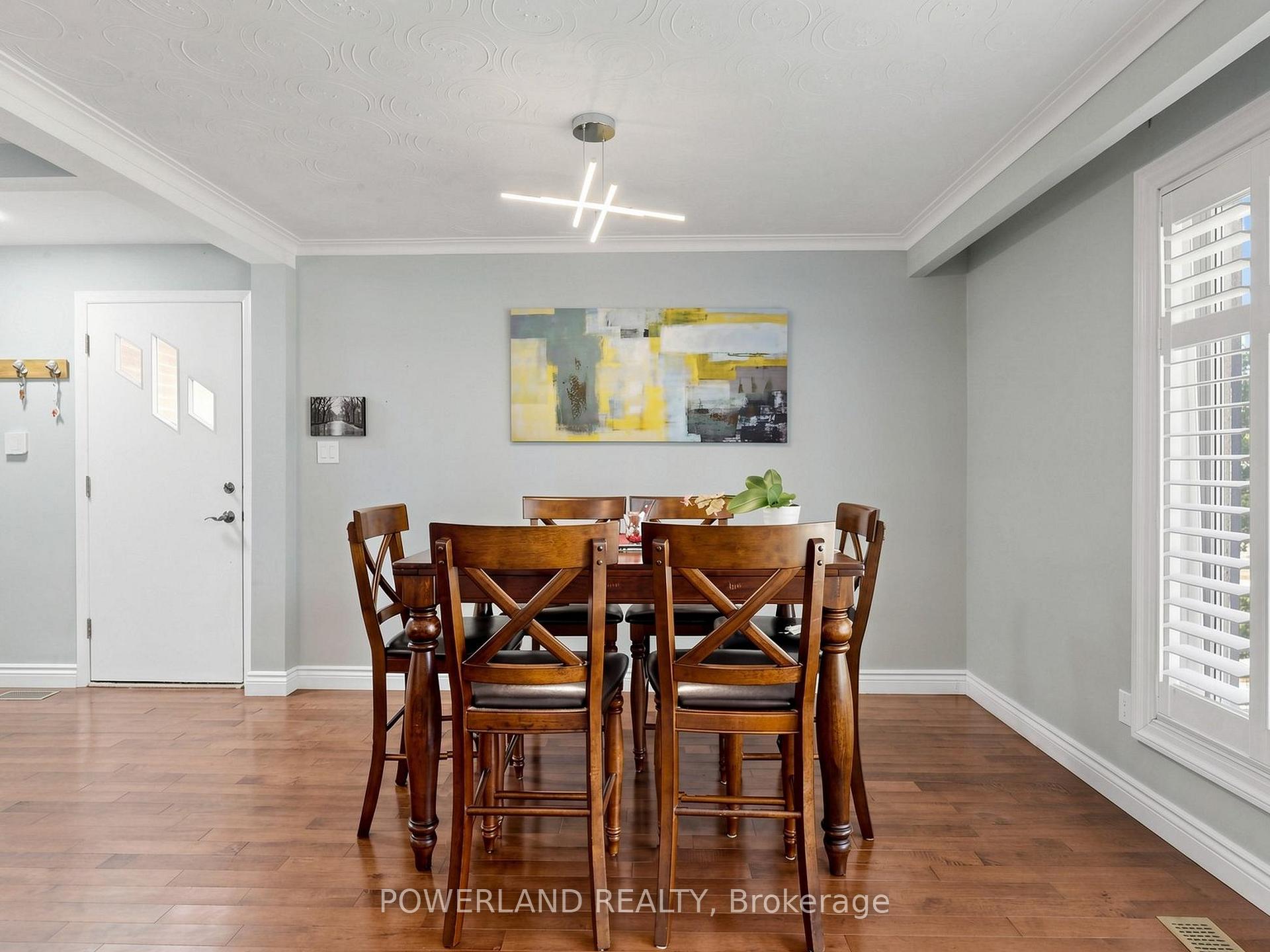 Photo 20 of 7 Laurentide Avenue, Aurora, Aurora Heights — HOMEH