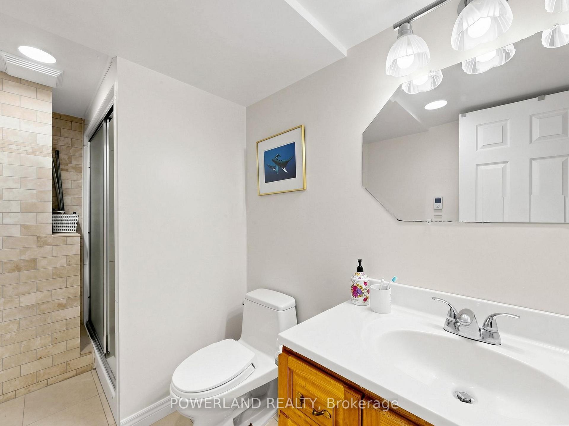 Photo 41 of 7 Laurentide Avenue, Aurora, Aurora Heights — HOMEH