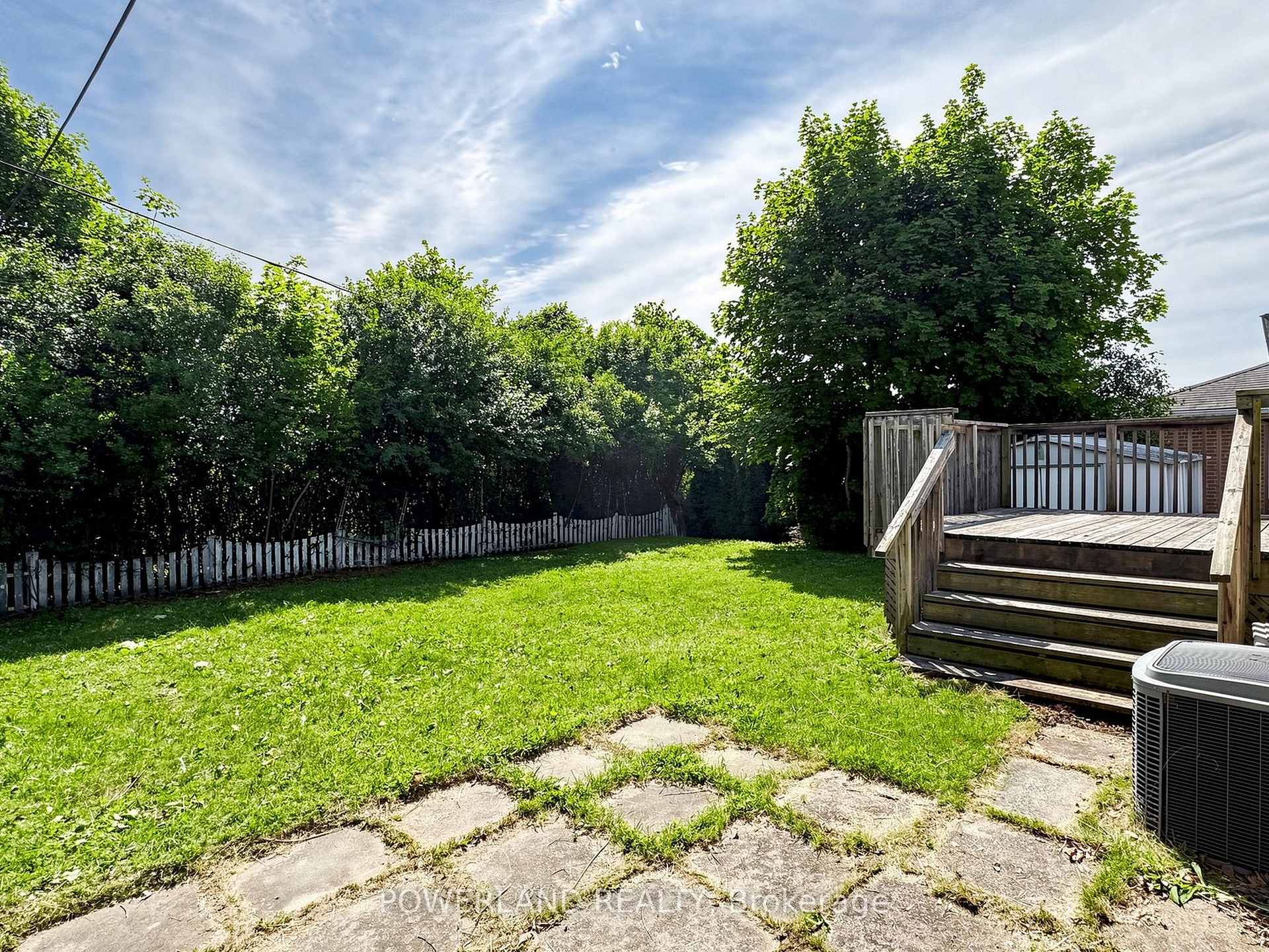 Photo 48 of 7 Laurentide Avenue, Aurora, Aurora Heights — HOMEH