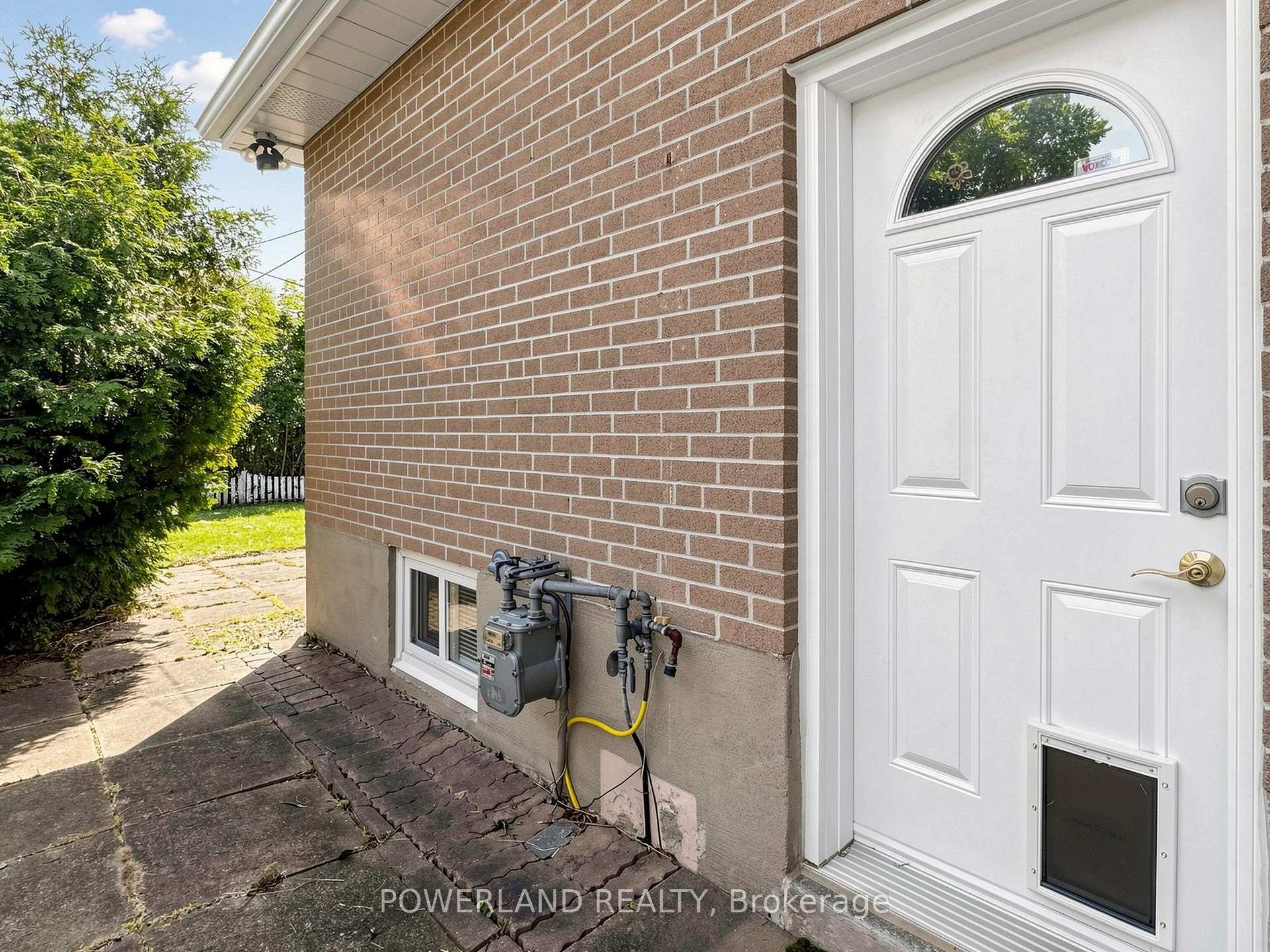Photo 50 of 7 Laurentide Avenue, Aurora, Aurora Heights — HOMEH