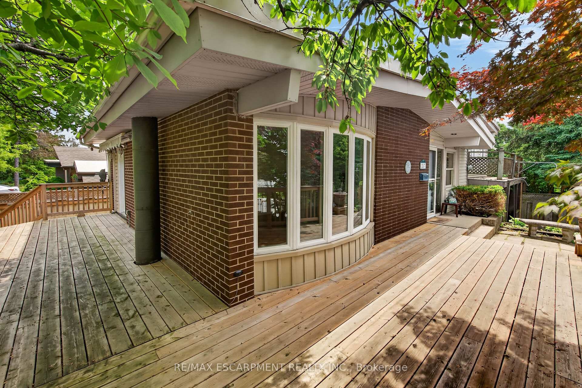 Photo 5 of 217 West 15th Street, Hamilton, Buchanan — HOMEH