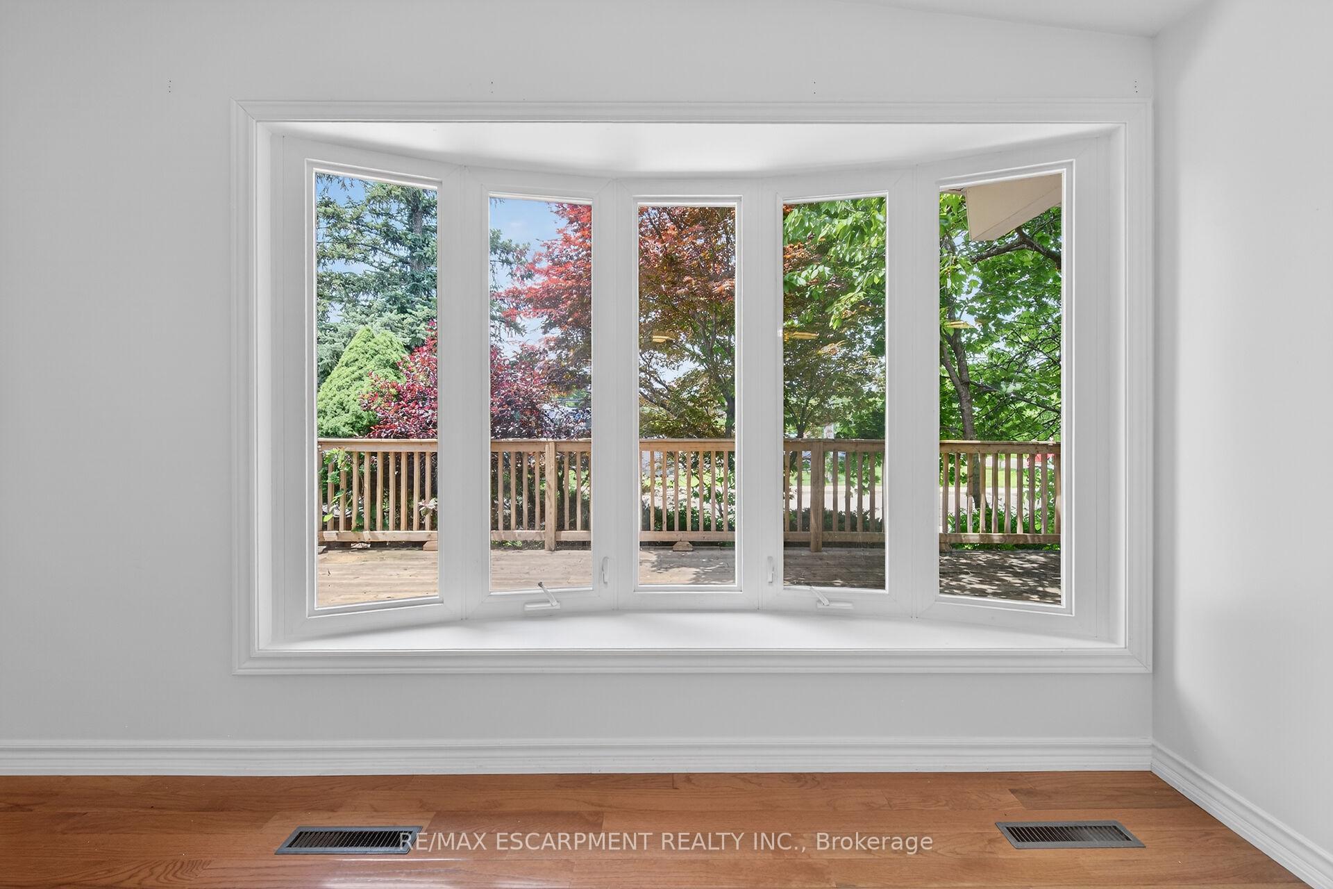 Photo 11 of 217 West 15th Street, Hamilton, Buchanan — HOMEH