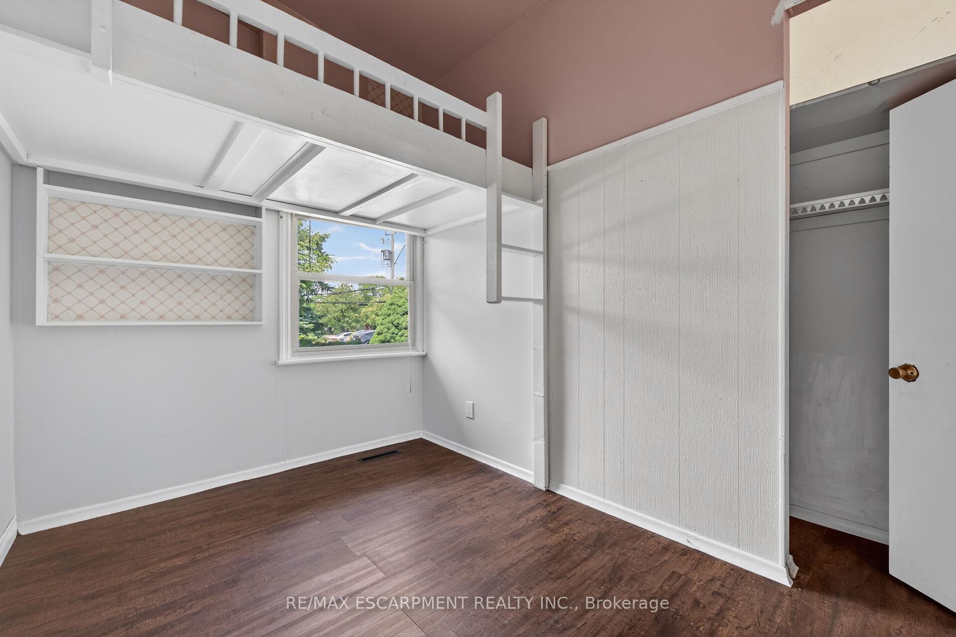 Photo 20 of 217 West 15th Street, Hamilton, Buchanan — HOMEH