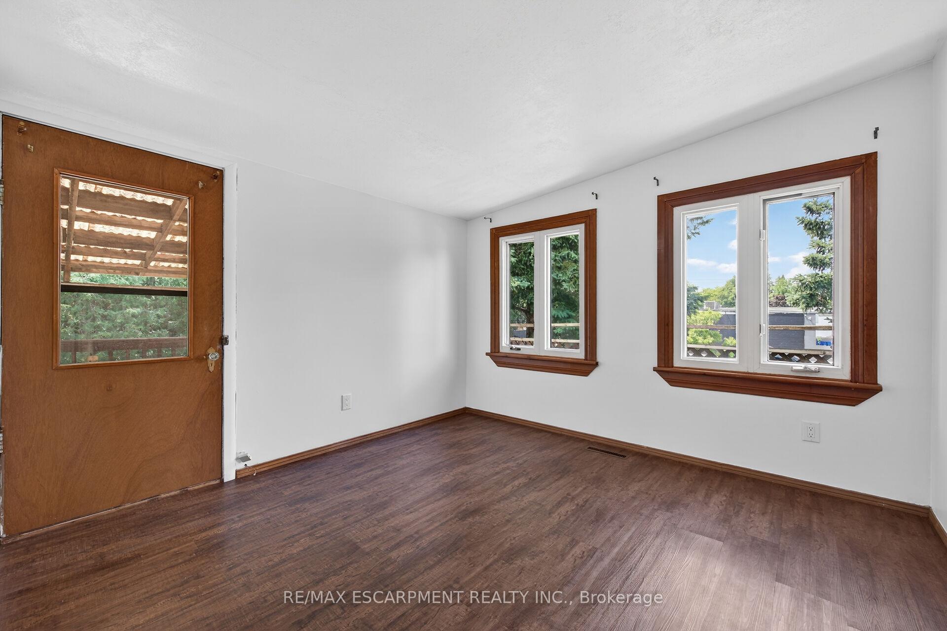 Photo 23 of 217 West 15th Street, Hamilton, Buchanan — HOMEH