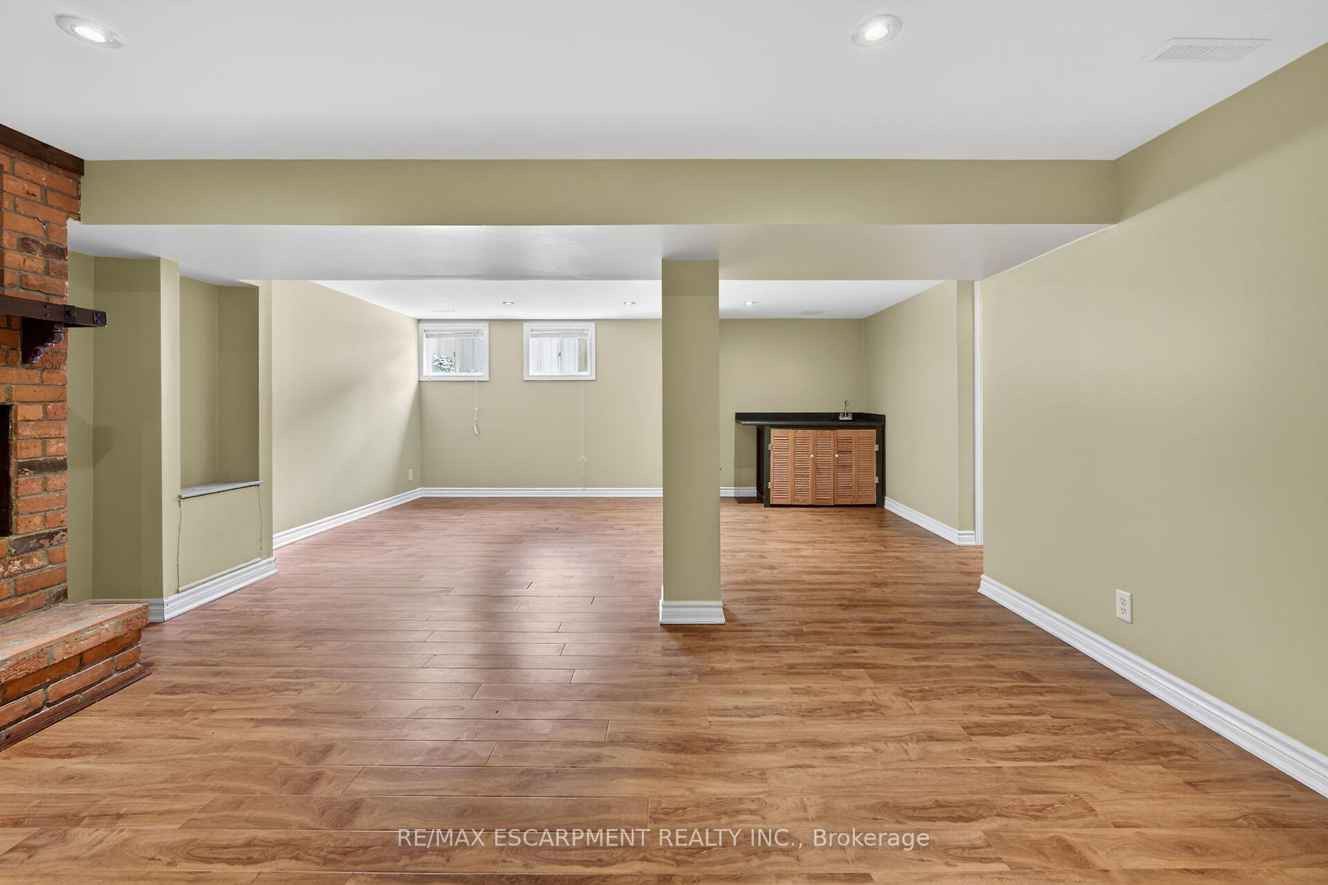Photo 30 of 217 West 15th Street, Hamilton, Buchanan — HOMEH