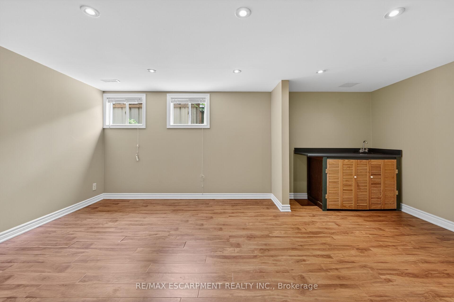 Photo 31 of 217 West 15th Street, Hamilton, Buchanan — HOMEH