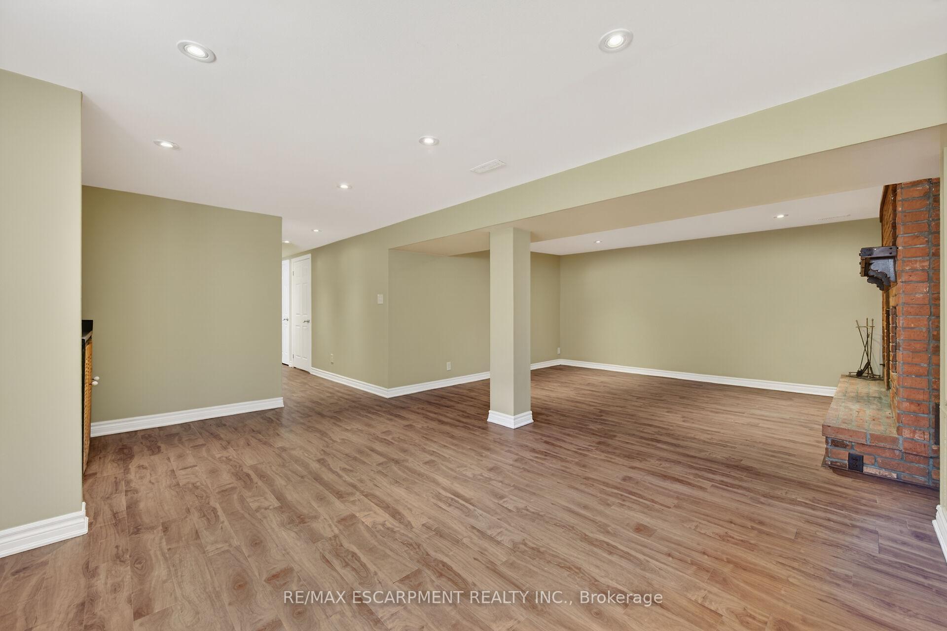 Photo 32 of 217 West 15th Street, Hamilton, Buchanan — HOMEH