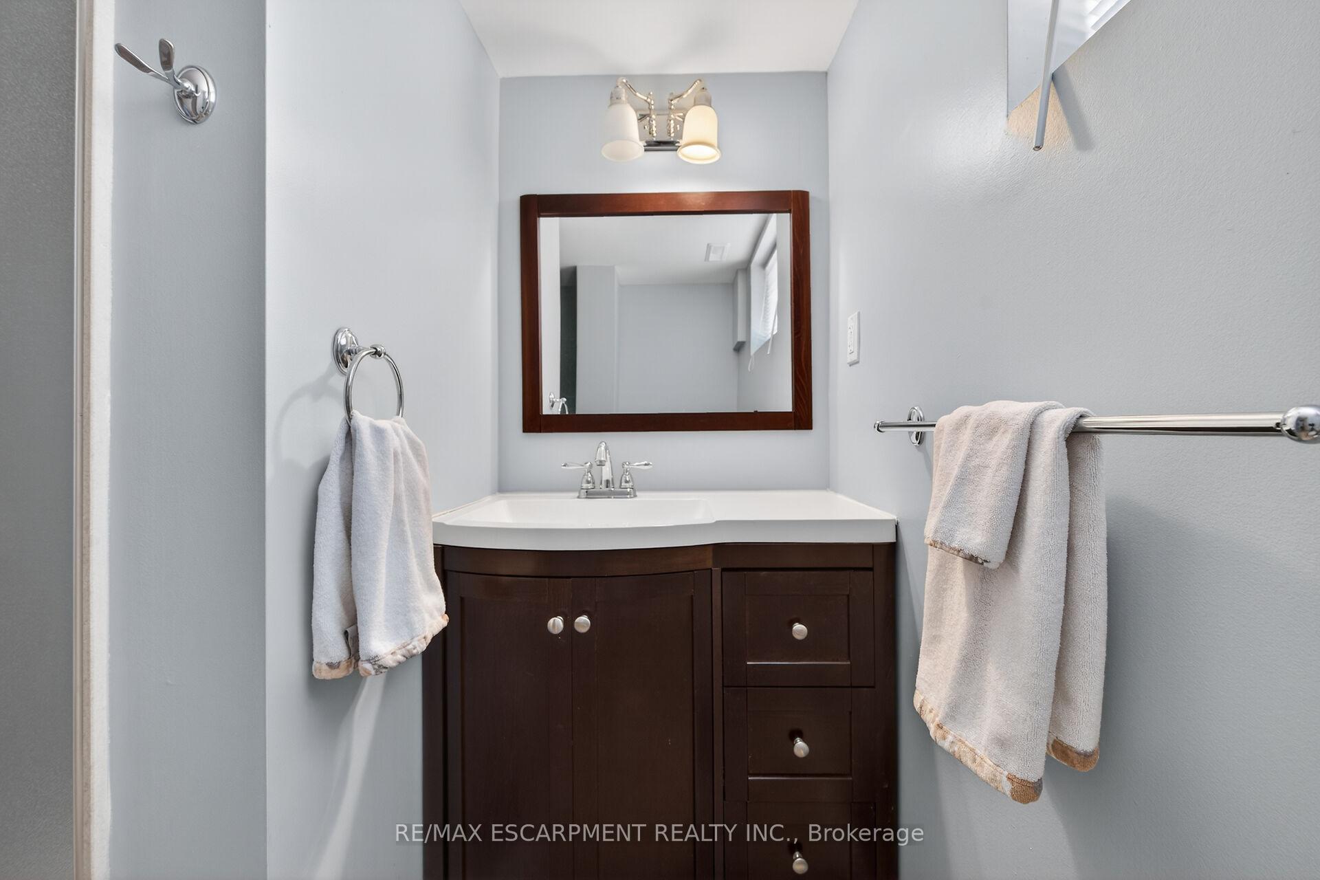 Photo 34 of 217 West 15th Street, Hamilton, Buchanan — HOMEH