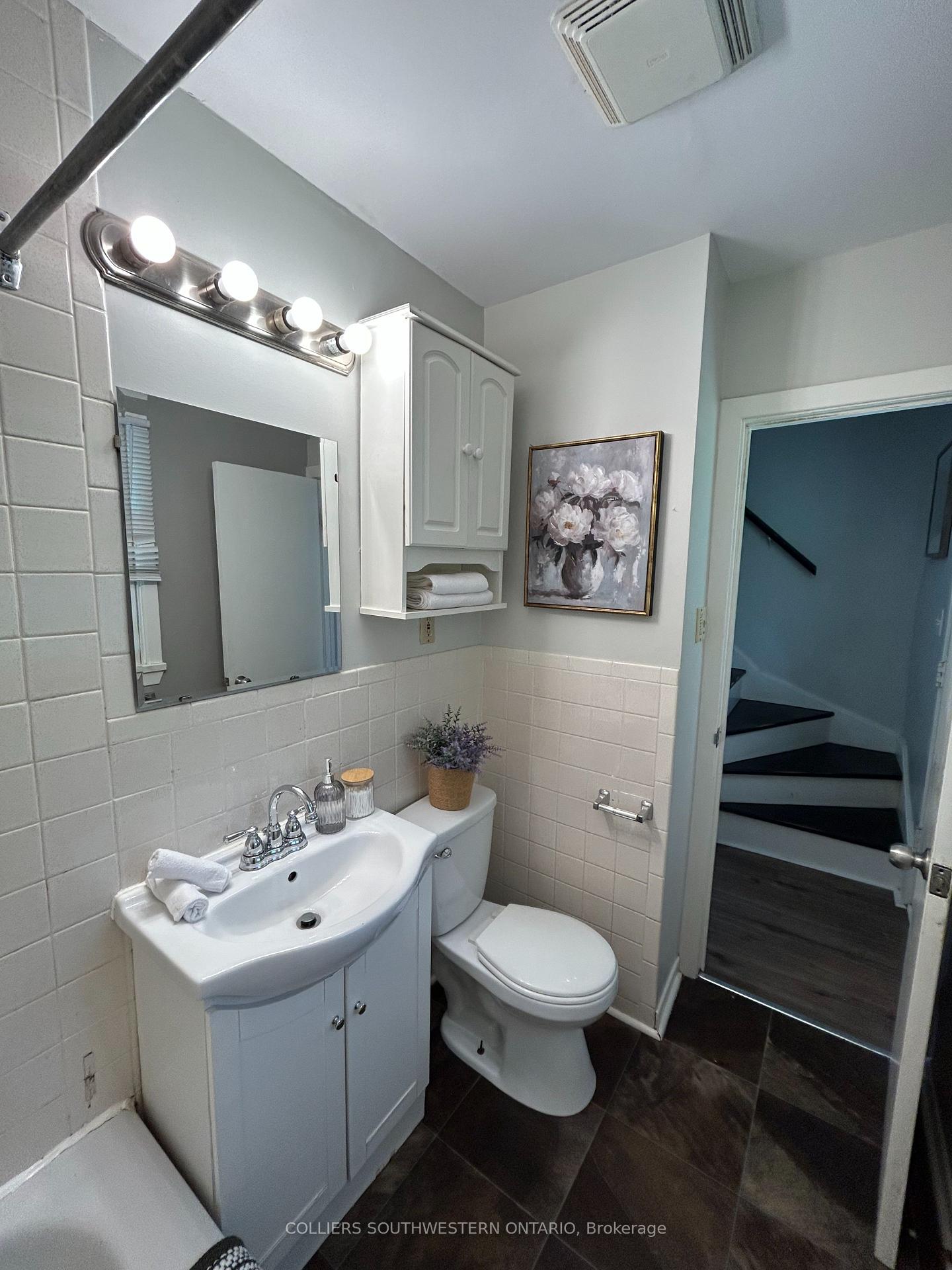 Photo 10 of 1237 Landor Street, London, East C — HOMEH