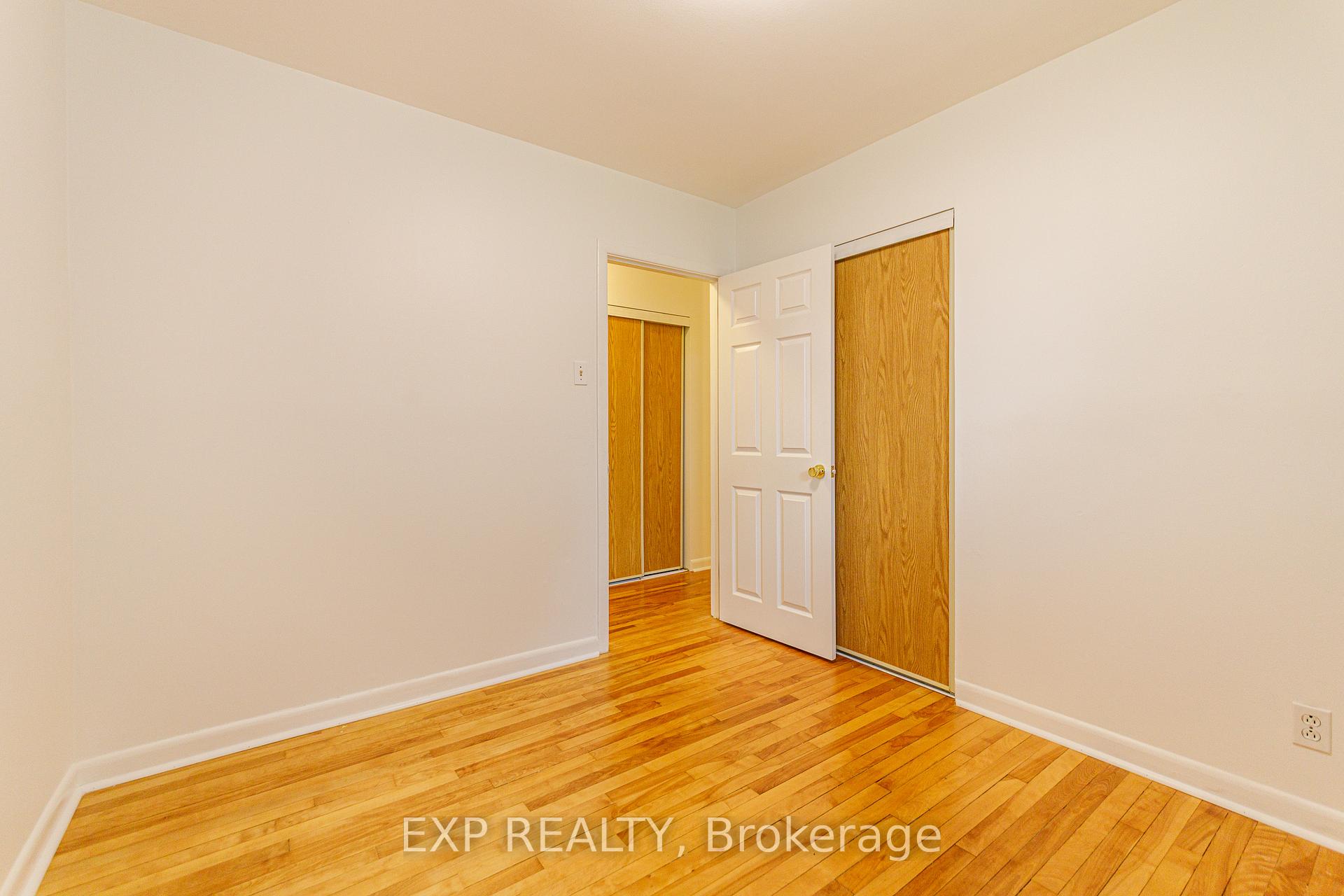 Photo 15 of 2097 Kingsley Road, Ottawa, Parkway Park — HOMEH