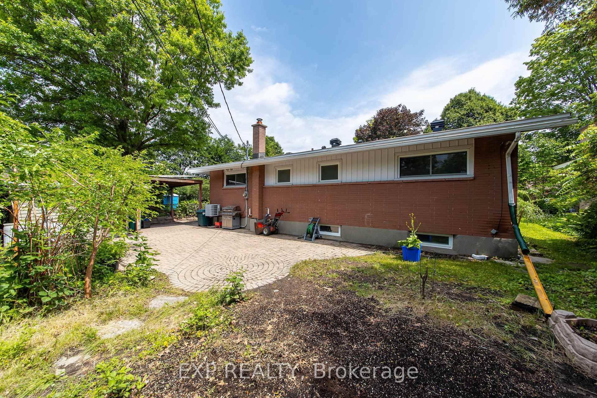 Photo 29 of 2097 Kingsley Road, Ottawa, Parkway Park — HOMEH