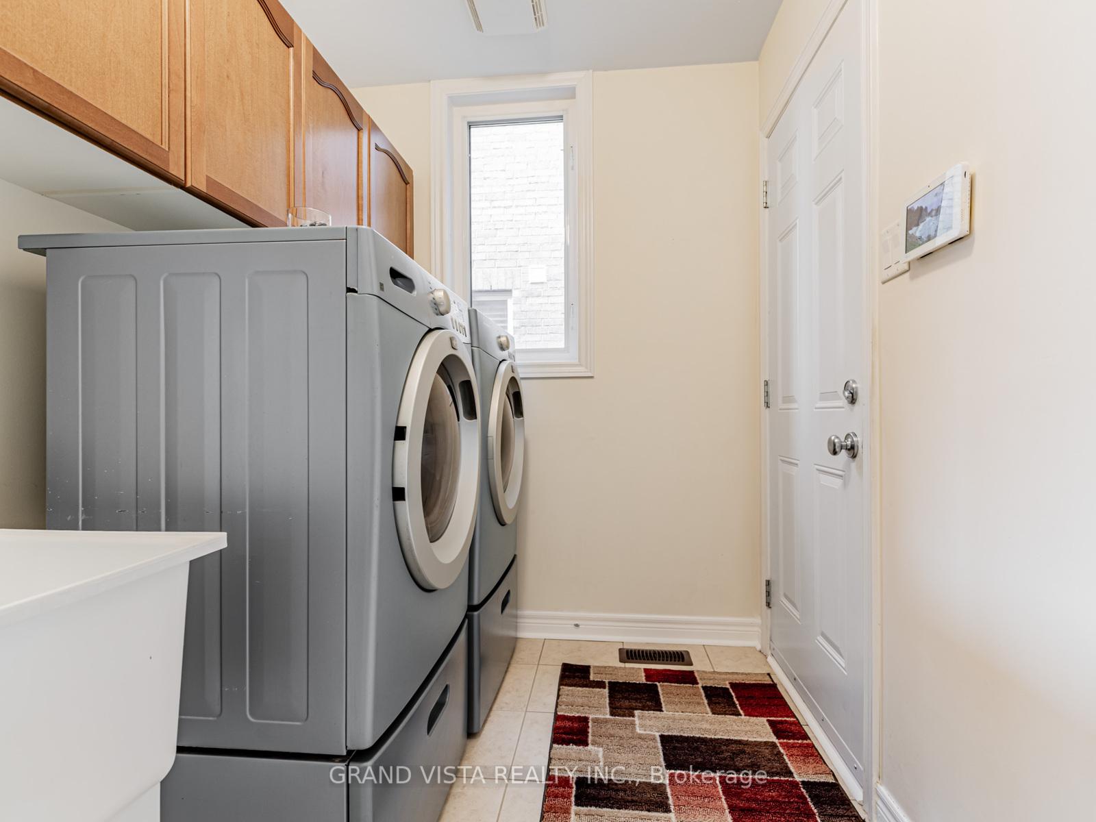 Photo 33 of 31 Routledge Drive, Richmond Hill, Oak Ridges — HOMEH