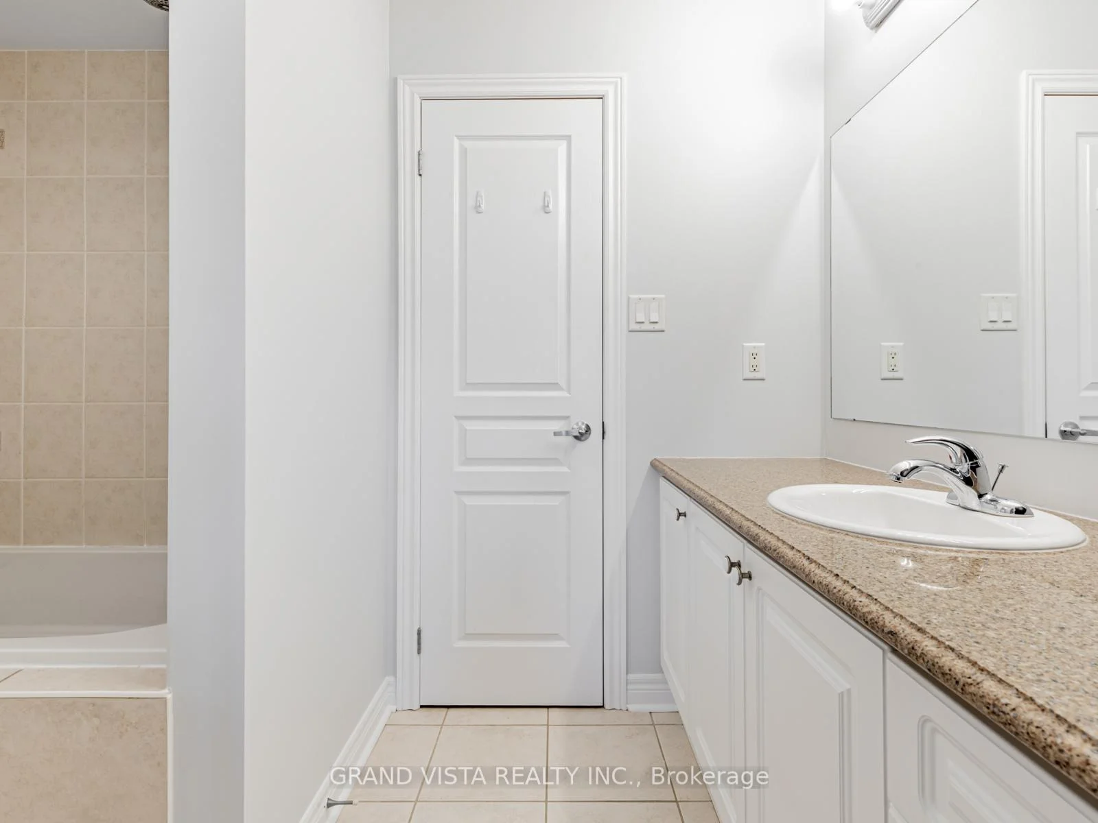 Photo 35 of 31 Routledge Drive, Richmond Hill, Oak Ridges — HOMEH