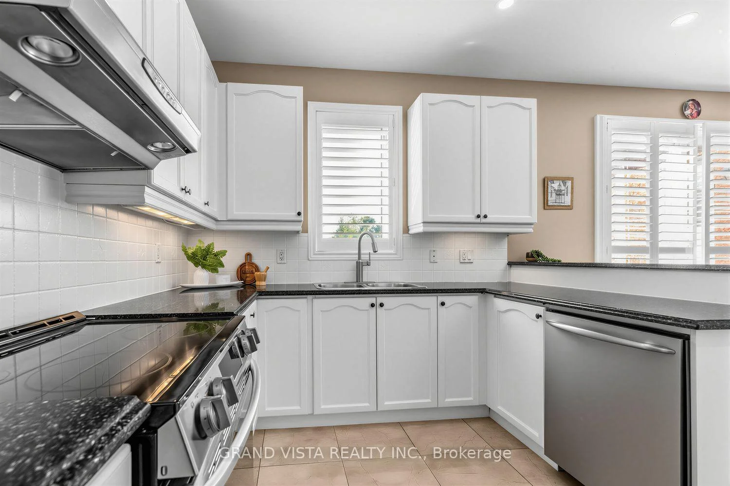 Photo 56 of 31 Routledge Drive, Richmond Hill, Oak Ridges — HOMEH