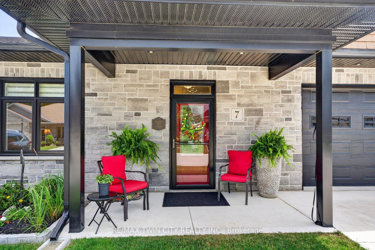 Photo 4 of Unit 7, 410 Ridge Road, Meaford — HOMEH