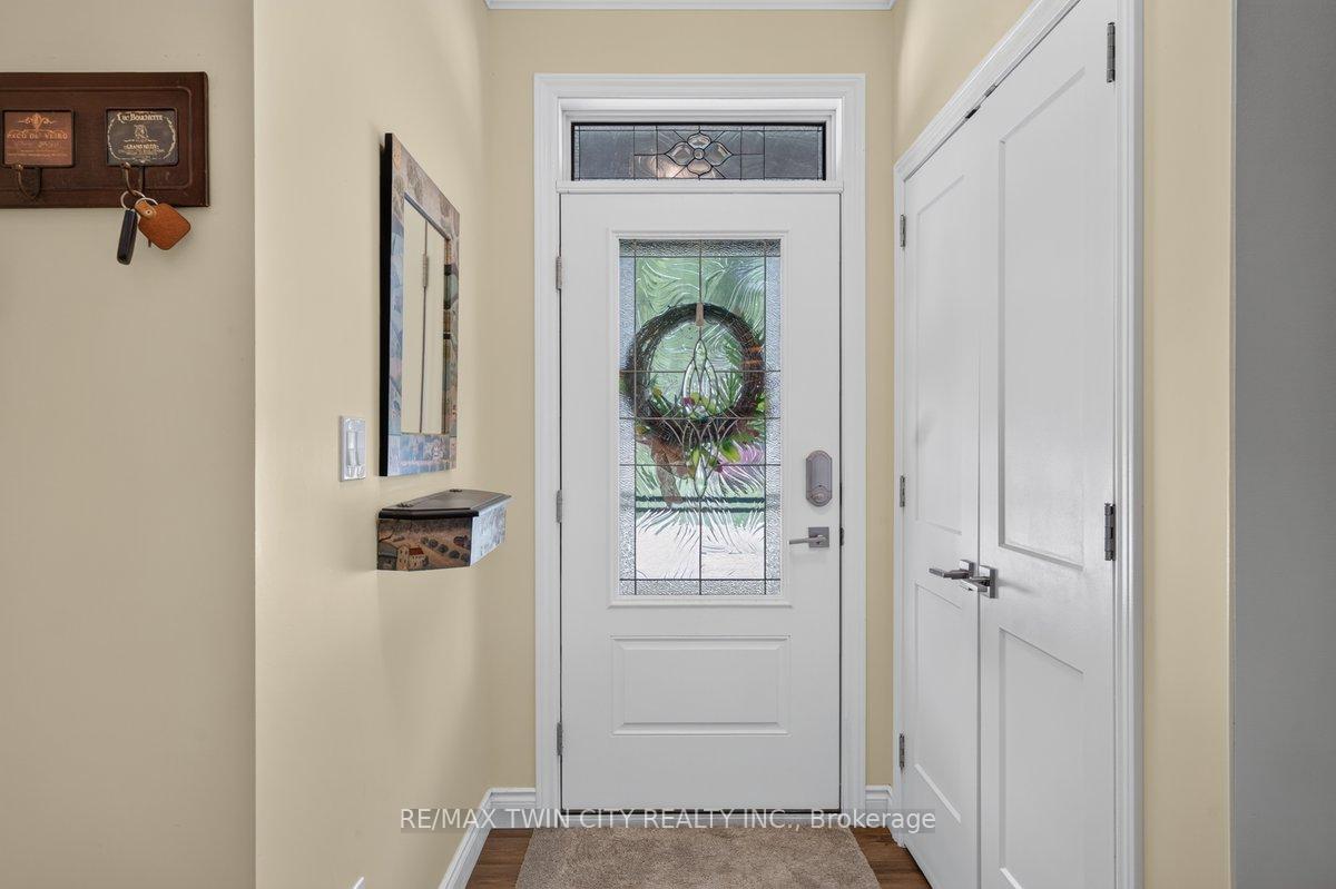Photo 5 of Unit 7, 410 Ridge Road, Meaford — HOMEH