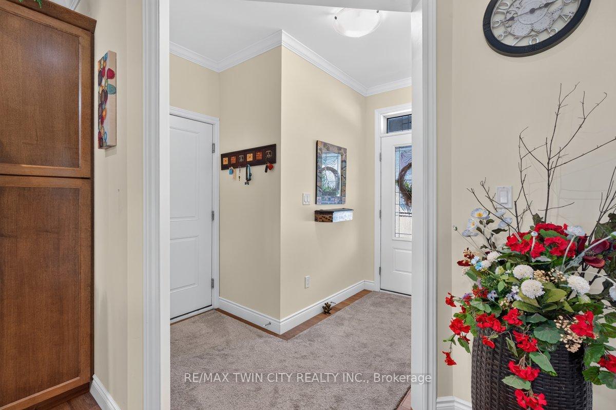 Photo 6 of Unit 7, 410 Ridge Road, Meaford — HOMEH