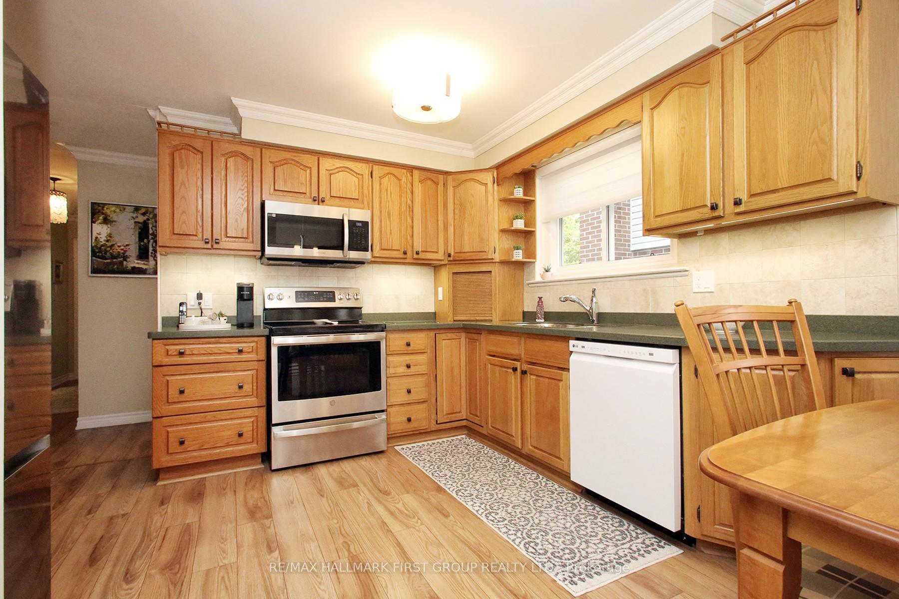 Photo 9 of 10 Calais Street, Whitby, Lynde Creek — HOMEH
