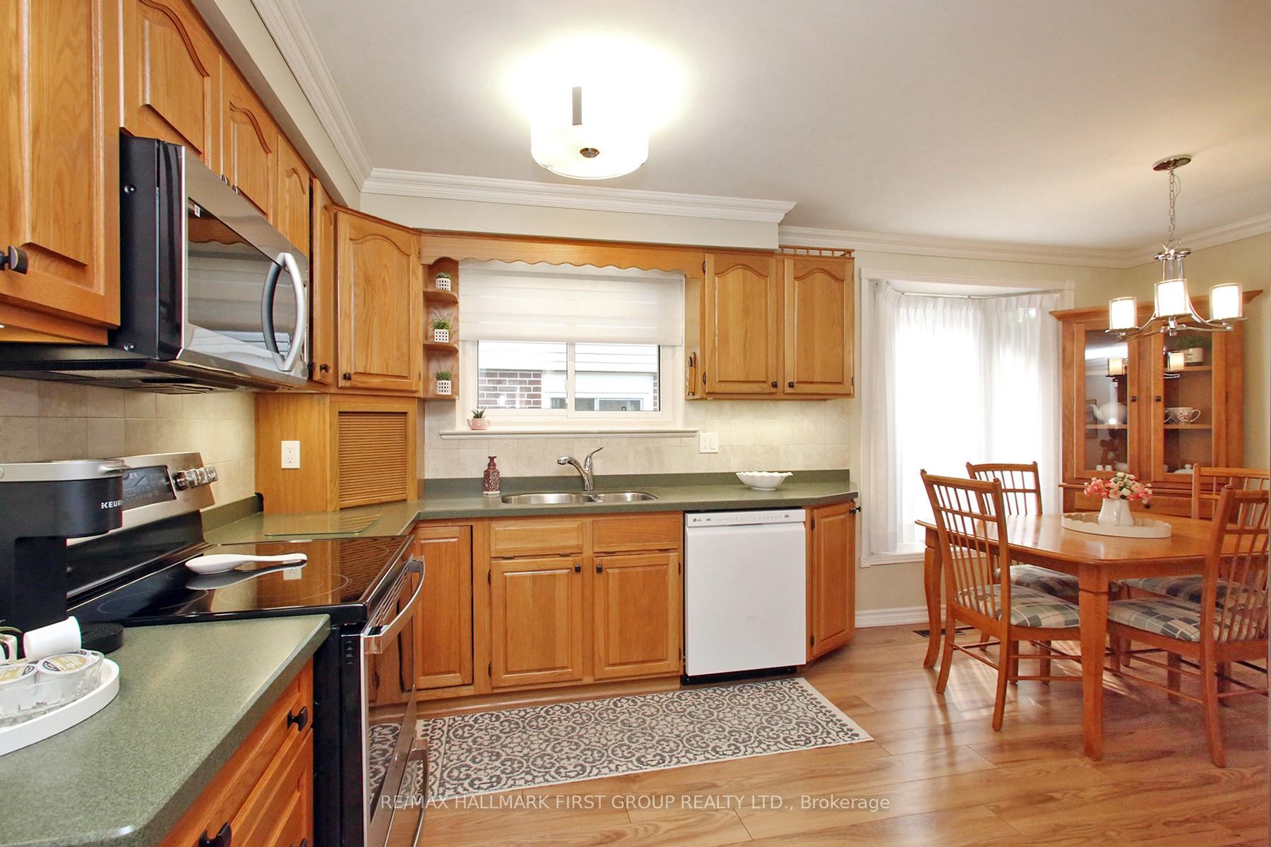 Photo 11 of 10 Calais Street, Whitby, Lynde Creek — HOMEH