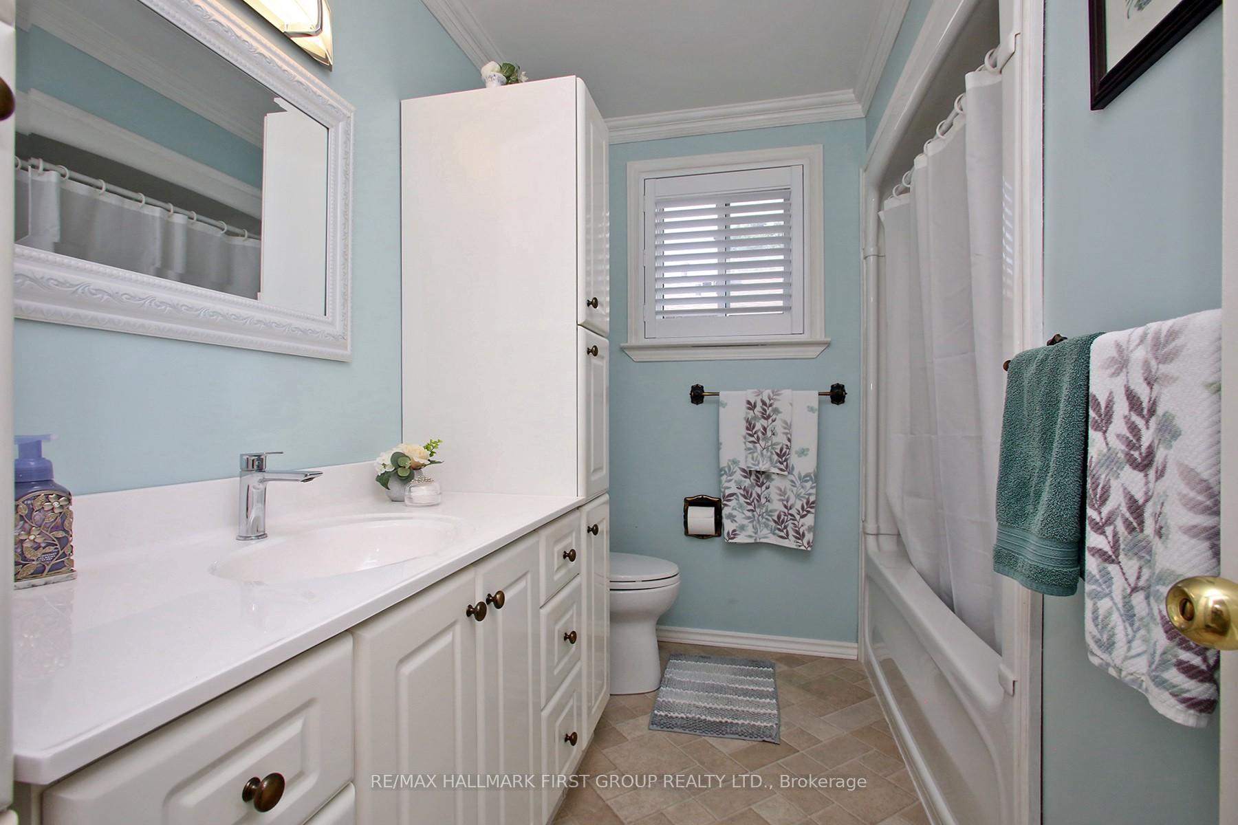 Photo 16 of 10 Calais Street, Whitby, Lynde Creek — HOMEH