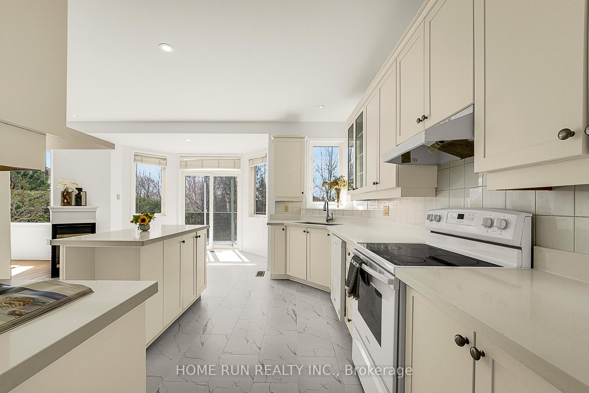 Photo 17 of 5 Cheltonia Way, Ottawa, Kanata - Kanata Lakes/Heritage Hills — HOMEH