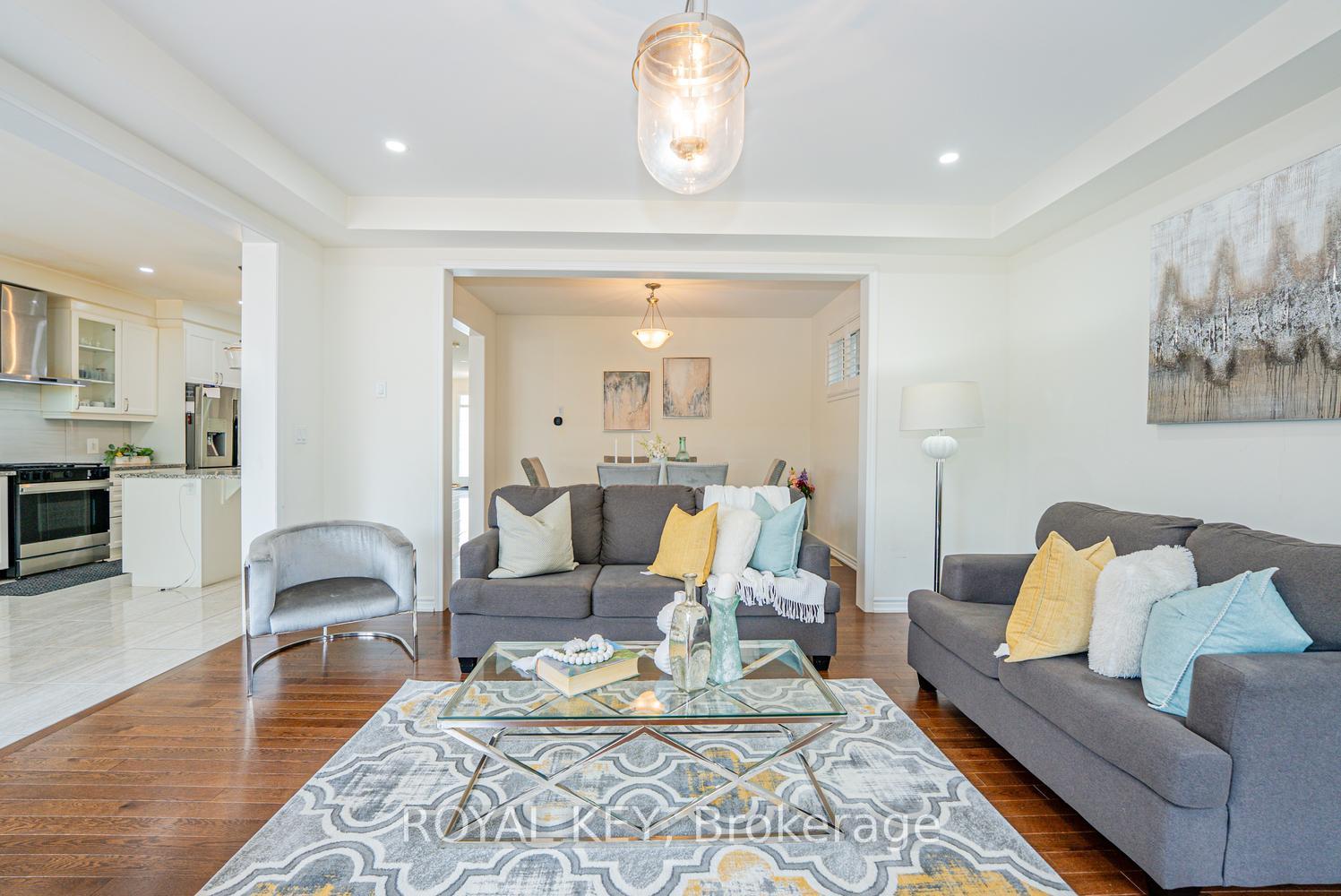 Photo 16 of 348 Equestrian Way, Cambridge, Preston Heights — HOMEH