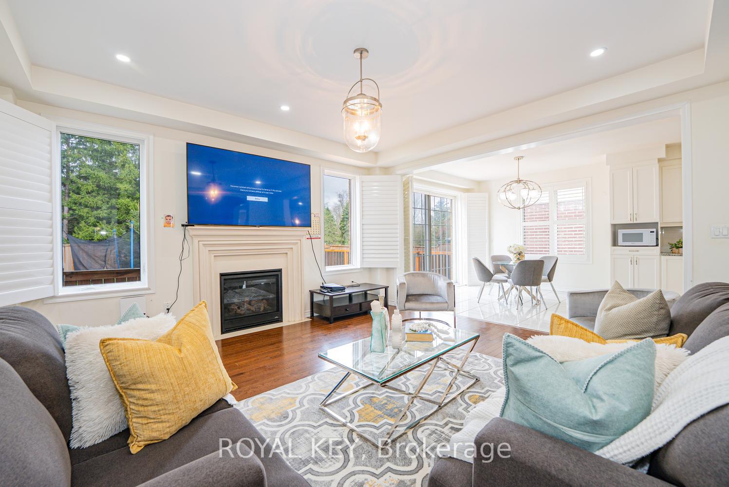 Photo 17 of 348 Equestrian Way, Cambridge, Preston Heights — HOMEH