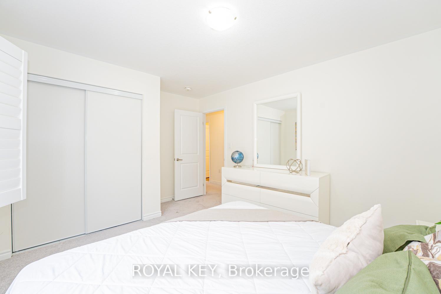 Photo 33 of 348 Equestrian Way, Cambridge, Preston Heights — HOMEH