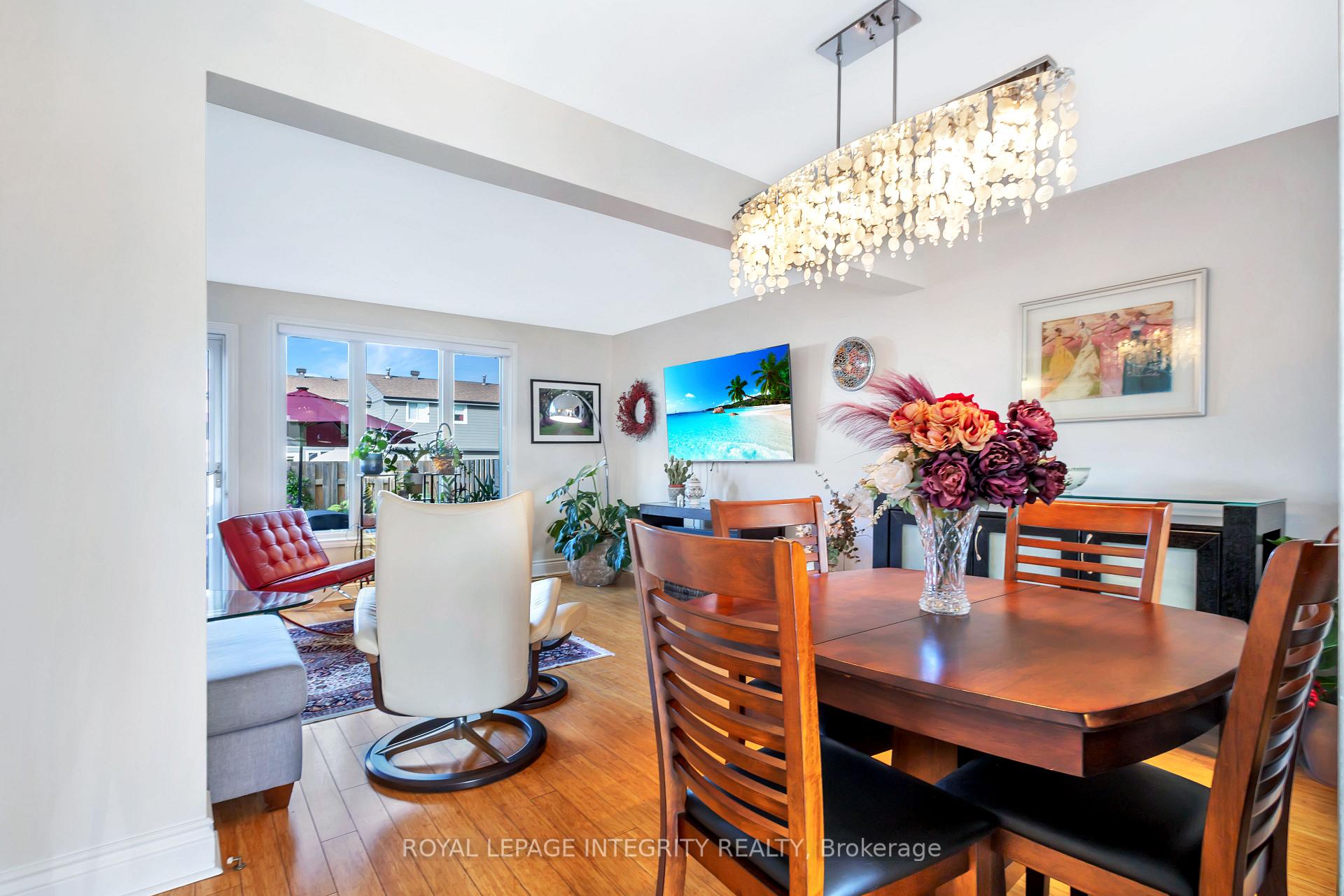 Photo 8 of 11 Glencoe Street, Ottawa, Arlington Woods — HOMEH