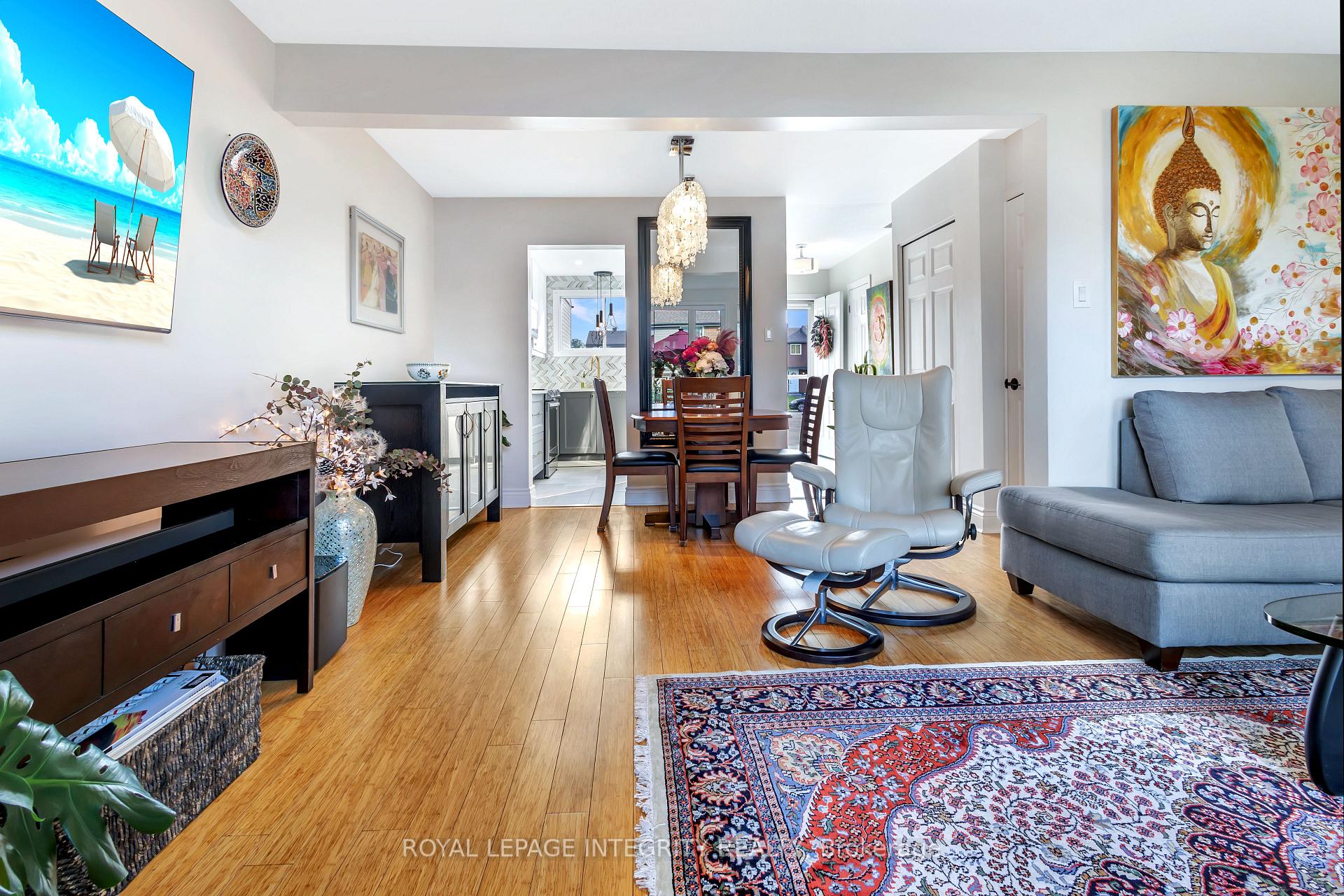Photo 9 of 11 Glencoe Street, Ottawa, Arlington Woods — HOMEH