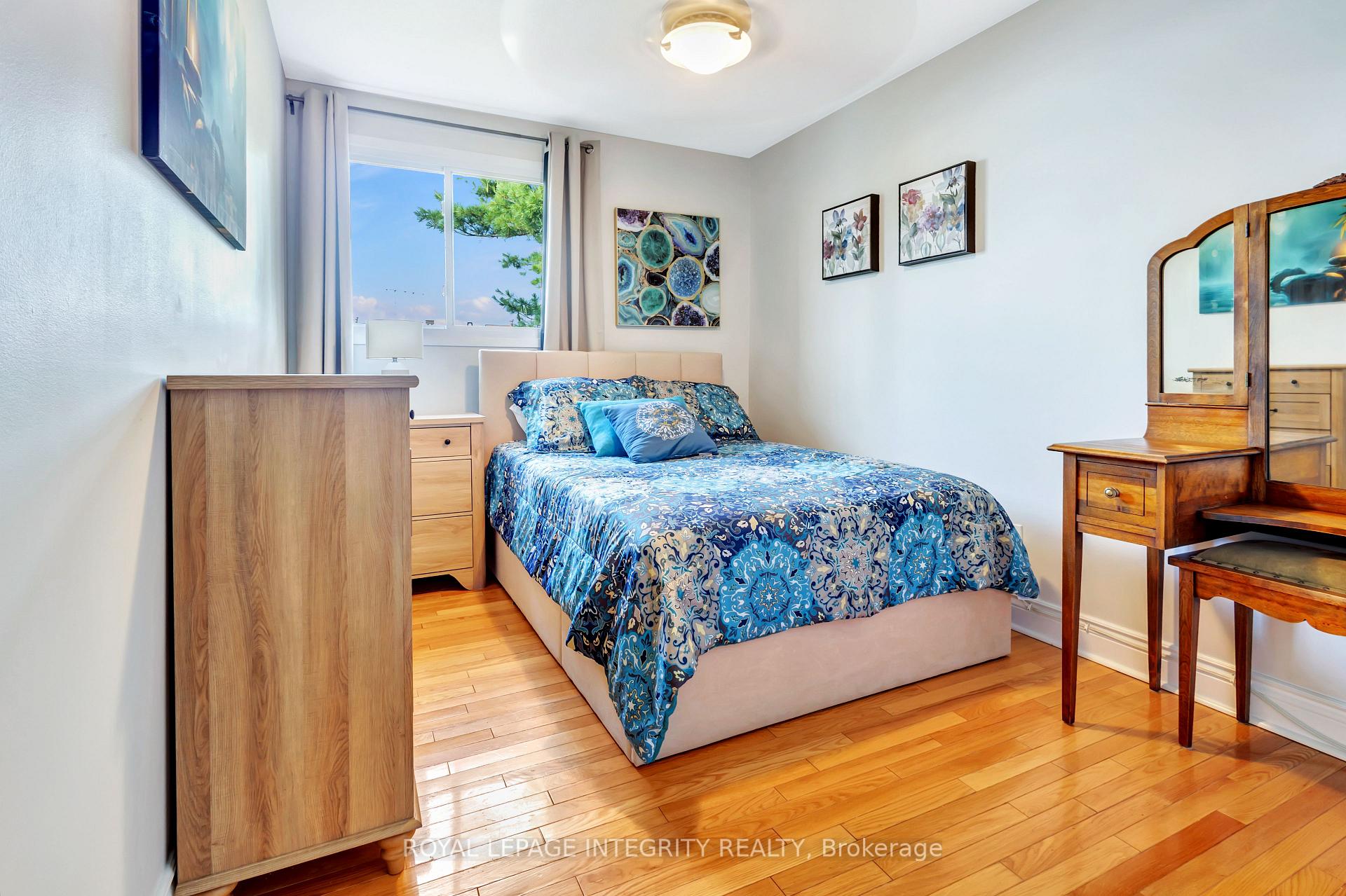 Photo 21 of 11 Glencoe Street, Ottawa, Arlington Woods — HOMEH