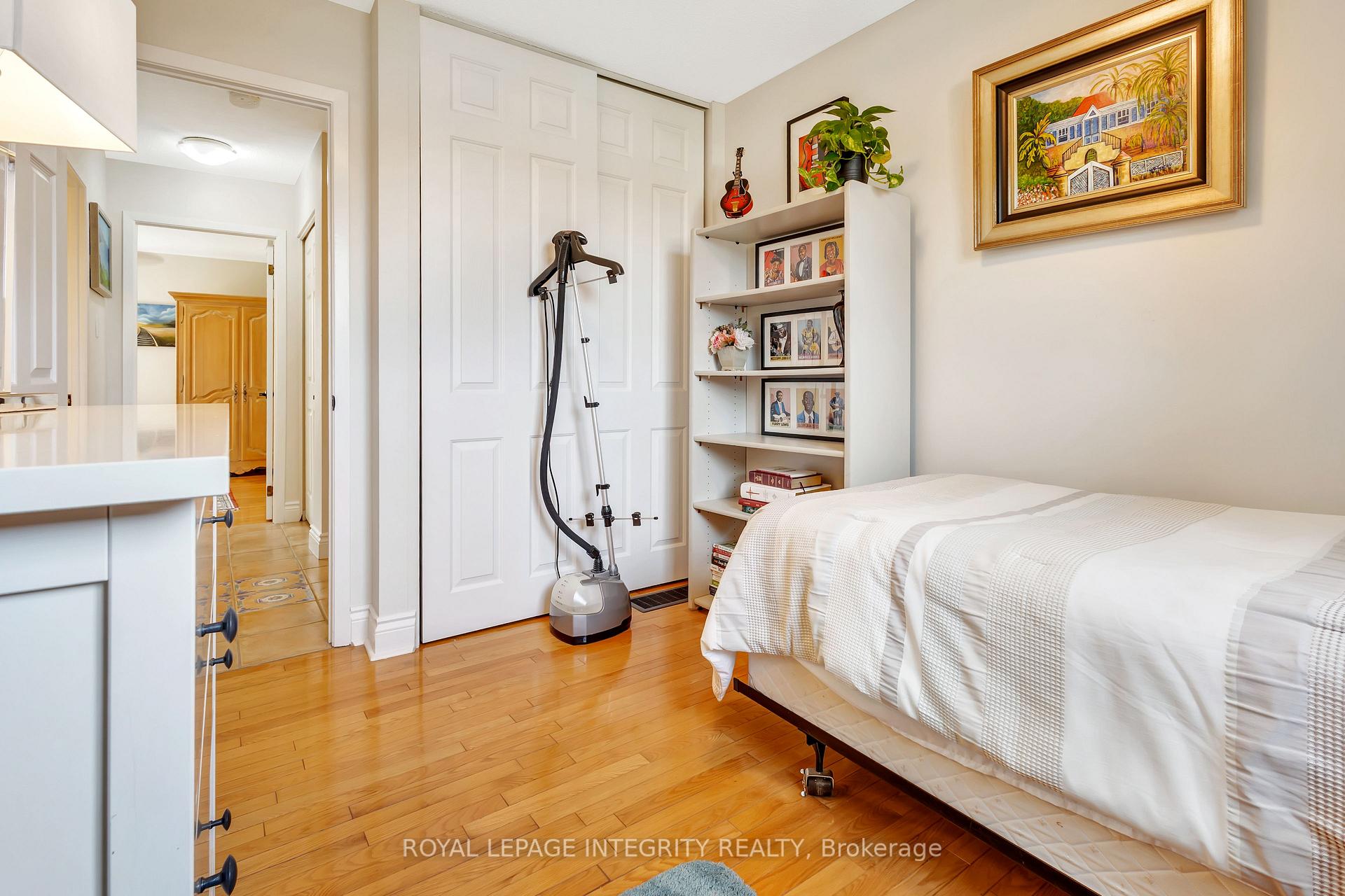 Photo 25 of 11 Glencoe Street, Ottawa, Arlington Woods — HOMEH
