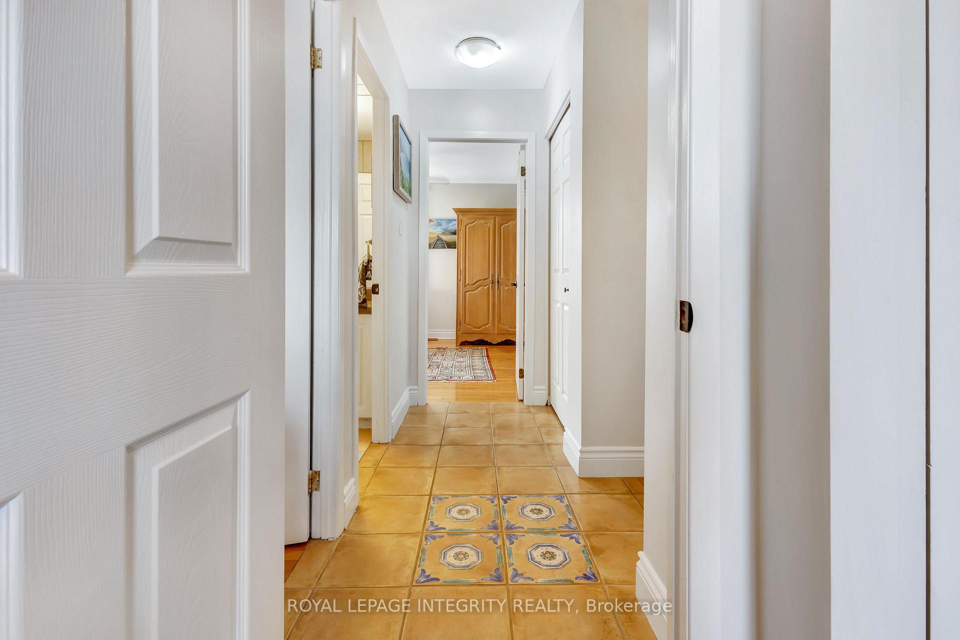 Photo 26 of 11 Glencoe Street, Ottawa, Arlington Woods — HOMEH