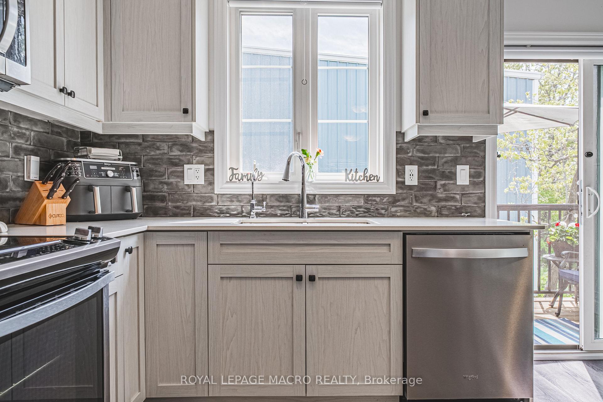 Photo 17 of Unit 86, 575 Woodward Avenue, Hamilton, Parkview — HOMEH