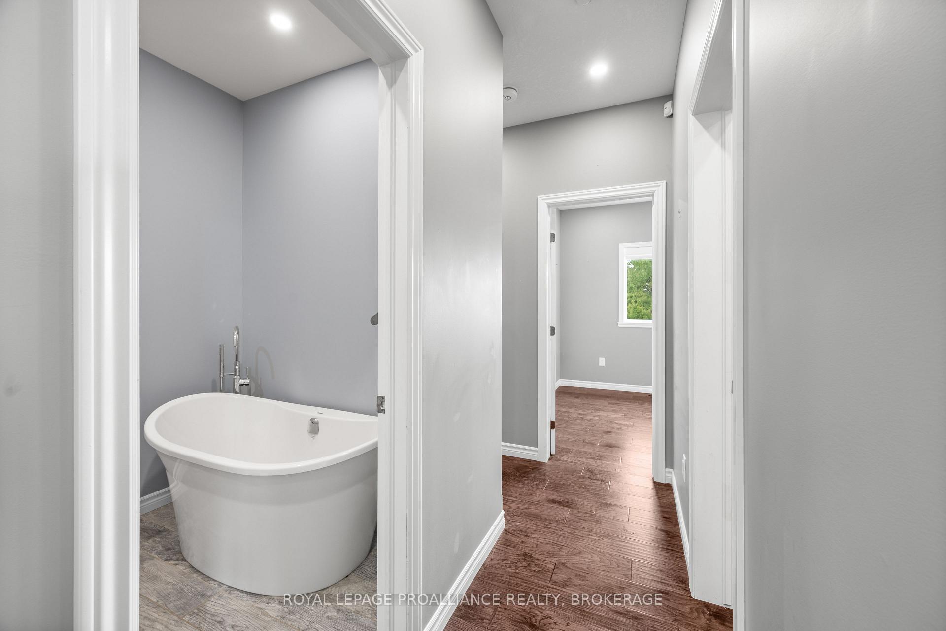 Photo 12 of 5110 Ramparts Road, Frontenac, Frontenac South — HOMEH
