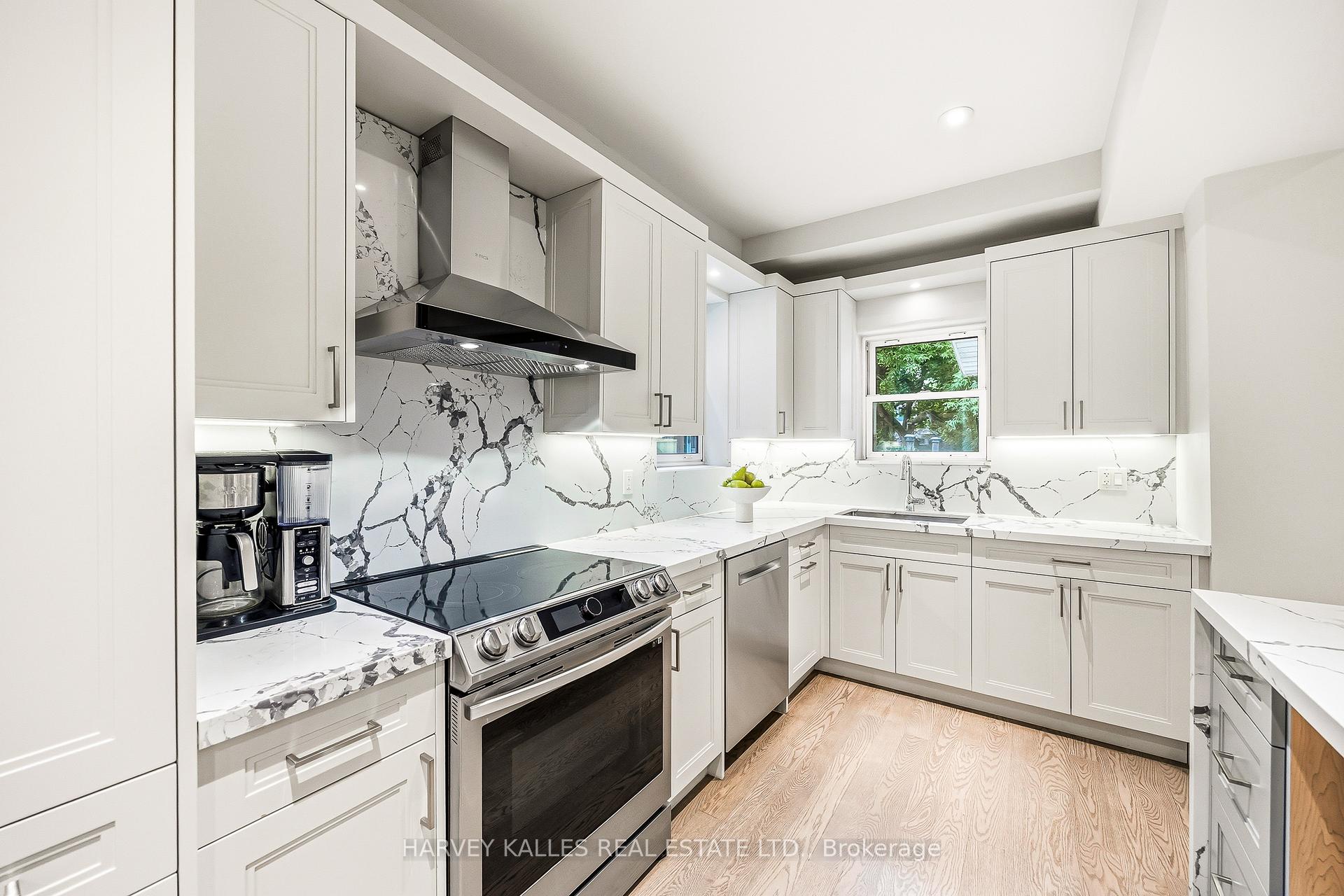 Photo 9 of 232 Belsize Drive, Toronto, Mount Pleasant East — HOMEH